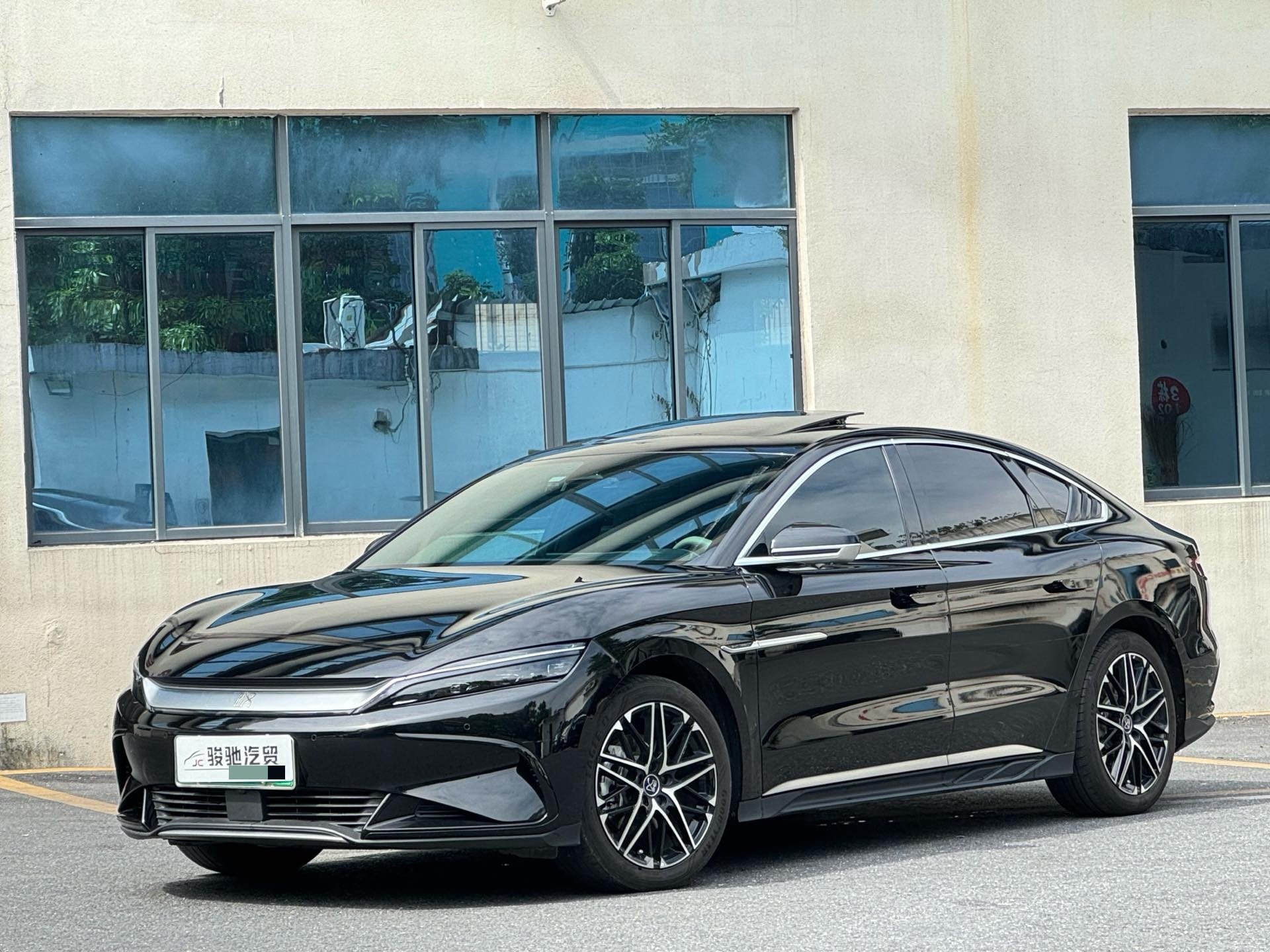 BYD 2023 Han EV 605KM Champion Edition FWD Premium Automatic exterior
