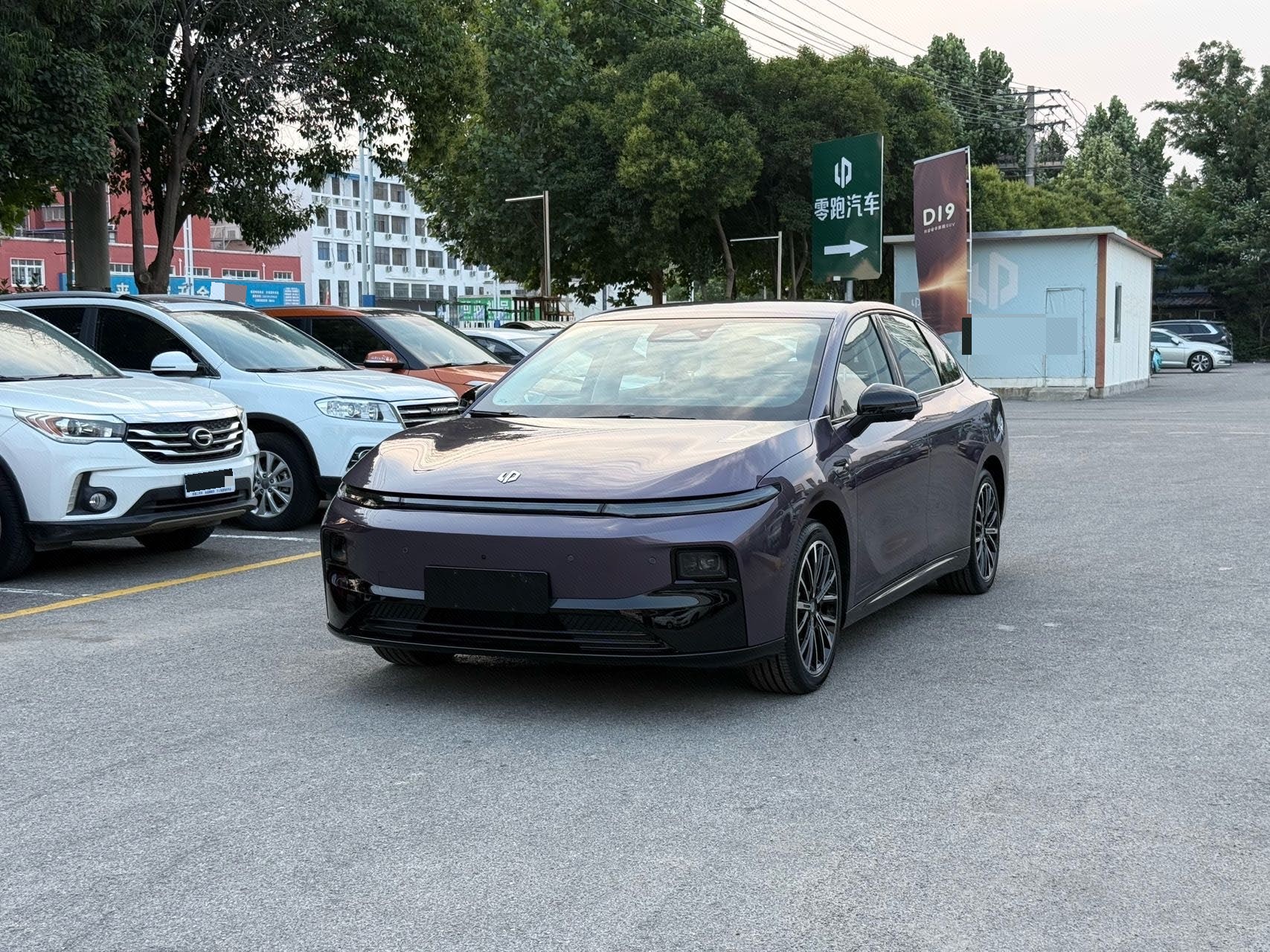 Leapmotor B01 2025 Model Year 550 Comfort Edition exterior