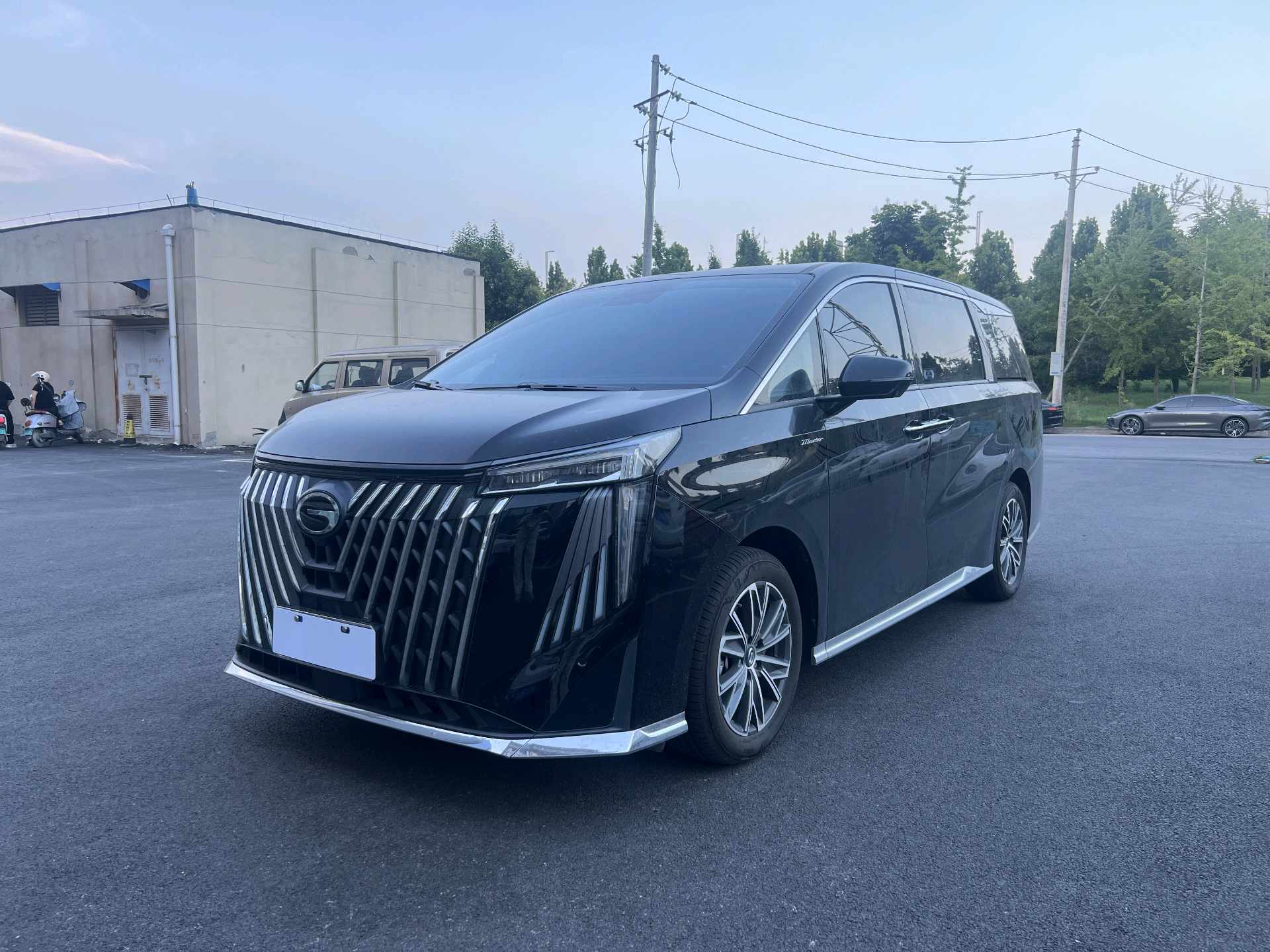 GAC Trumpchi 2024 M8 2.0T 400T Master Series Premium Edition Automatic Transmission exterior