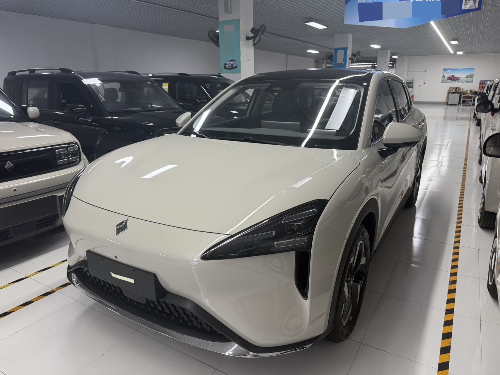 Baojun 2026 Yunhai 500km All-Electric Standard Edition, Automatic Transmission exterior