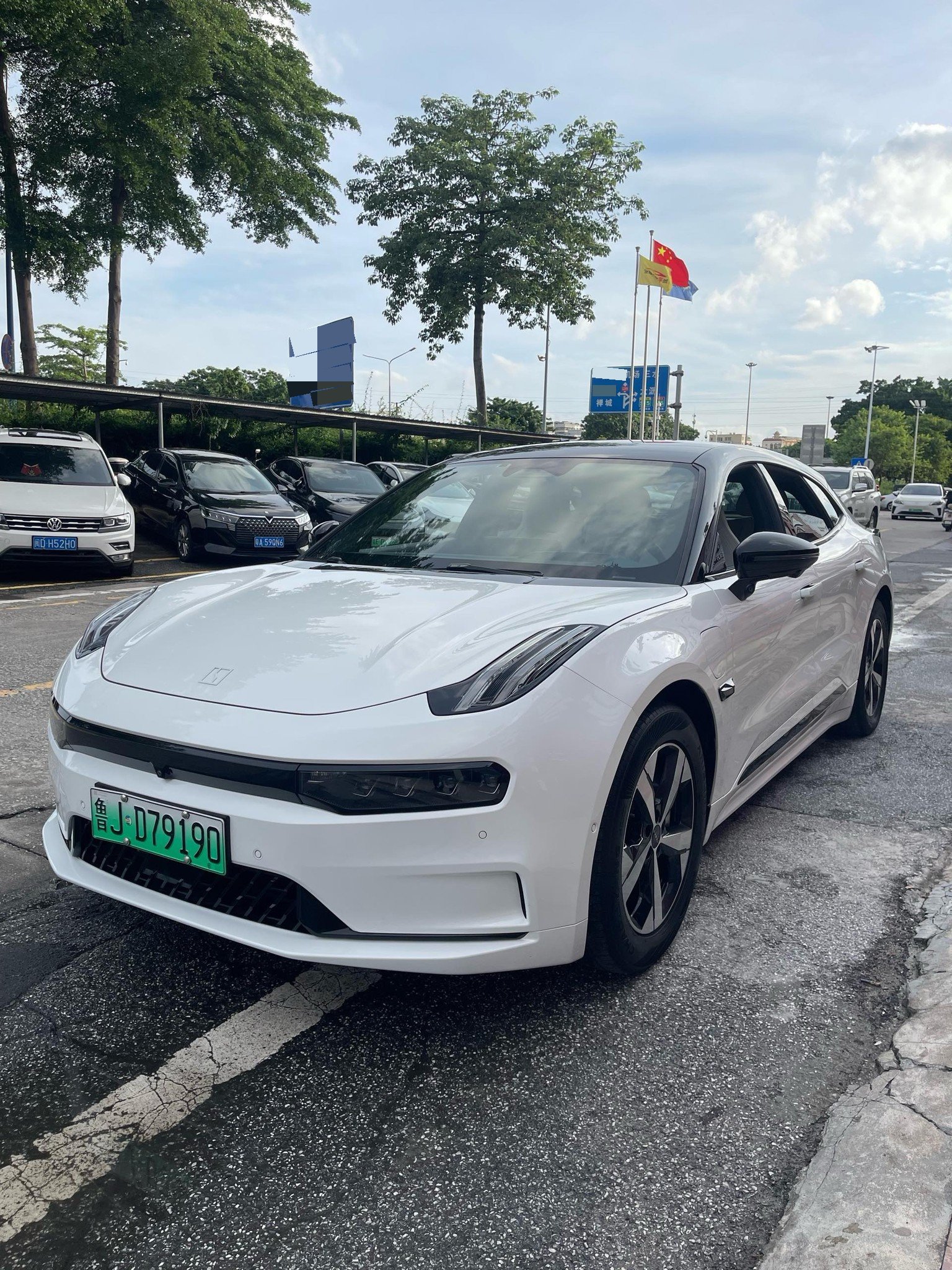 Zeekr 001 2023 Model Year WE Edition 100kWh exterior