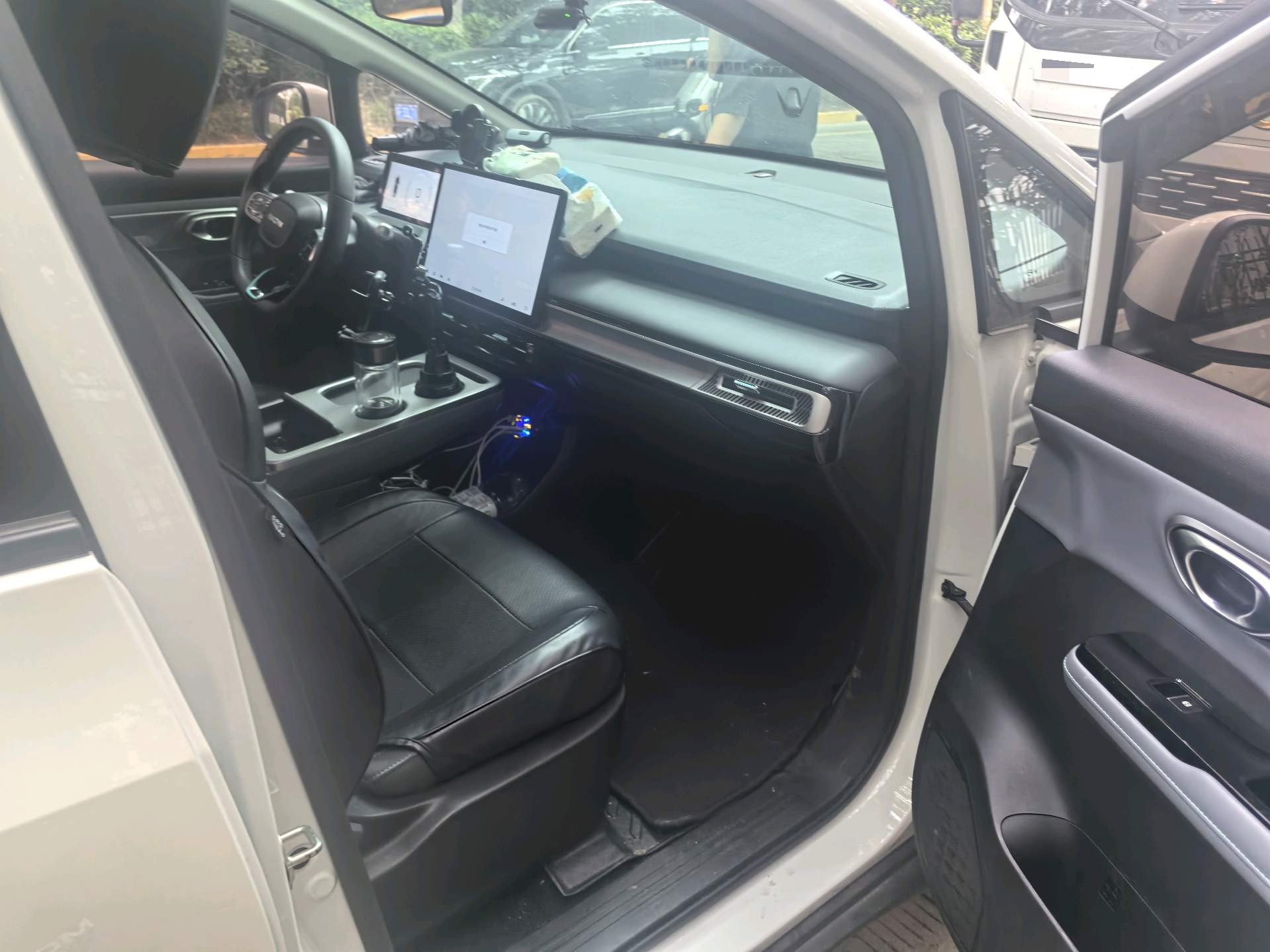 GAC Aion 2023 Aion Y PLUS 80 Lexiang Edition, Lithium Iron Phosphate Battery, Automatic Transmission exterior