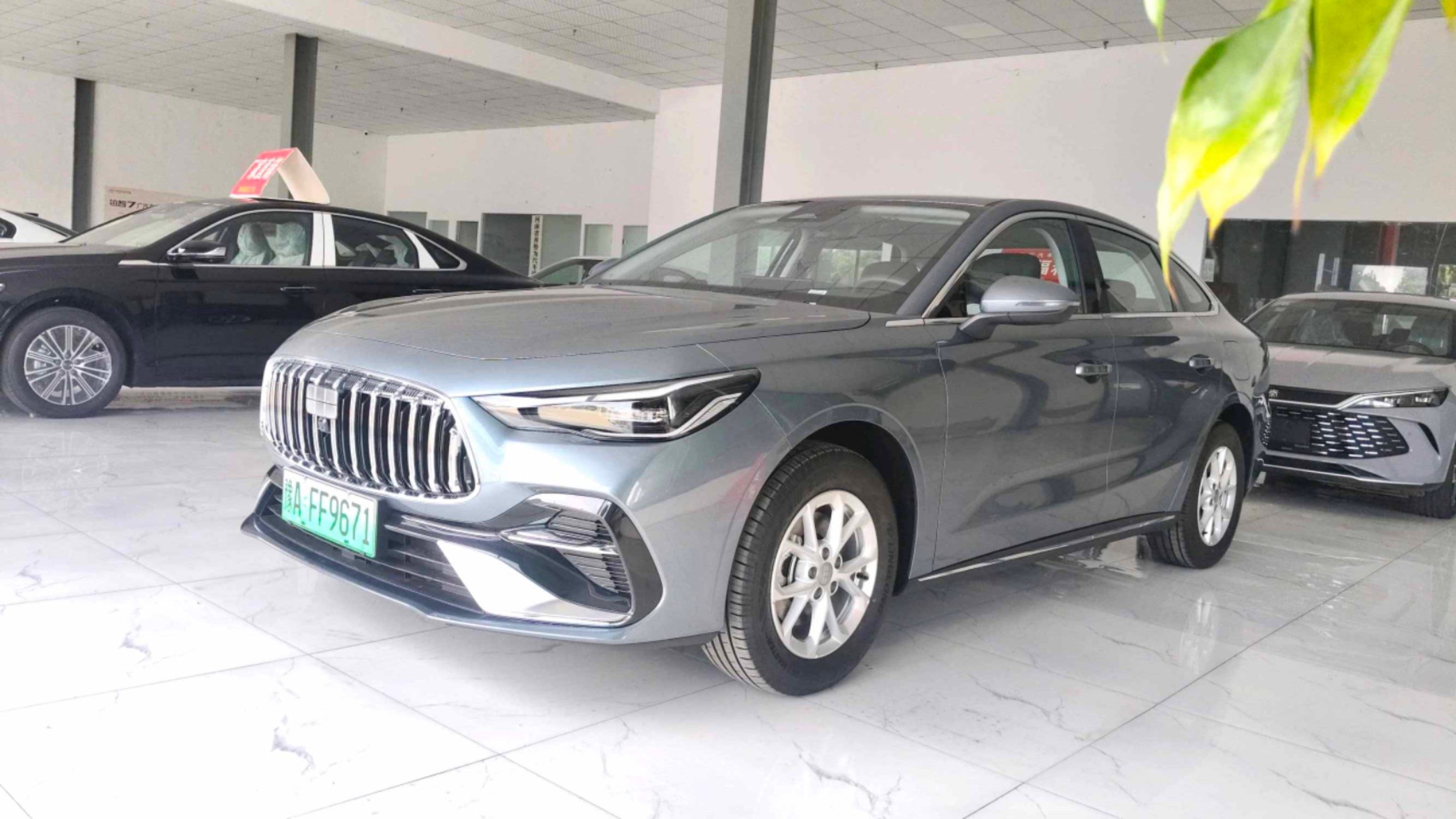 Geely Galaxy 2025 Star Glory 6 EM-i 1.5 125km Long-Range Edition, Automatic Transmission exterior