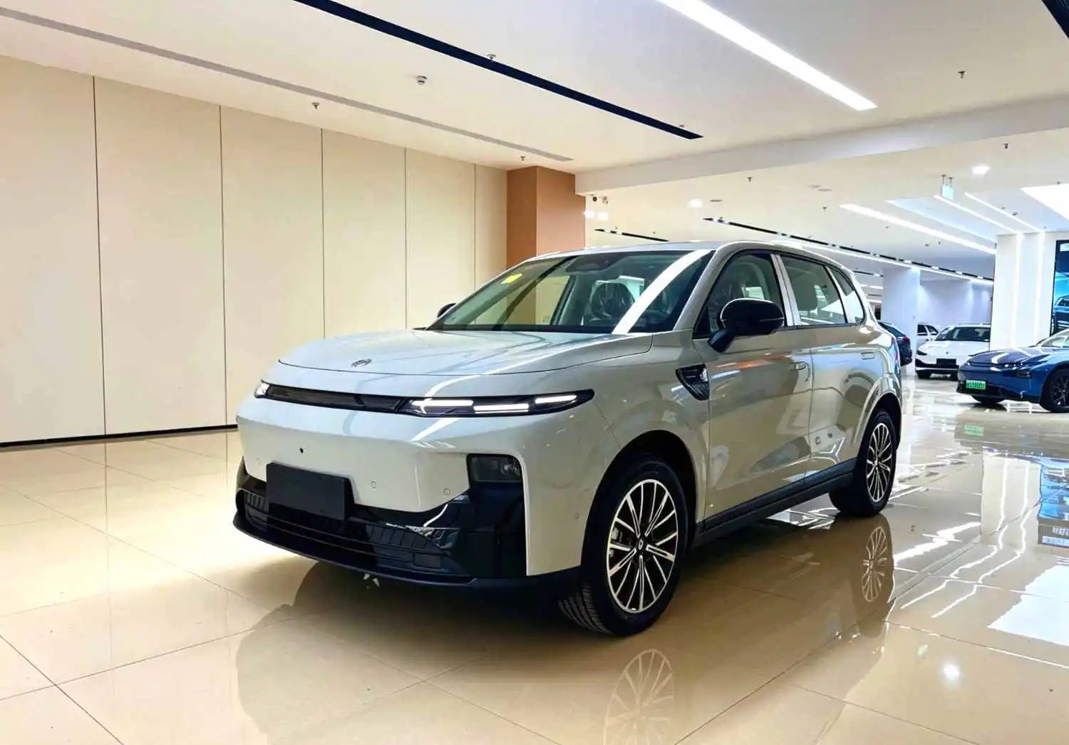 Leapmotor B10 2025 Model Year 510 Comfort Edition exterior