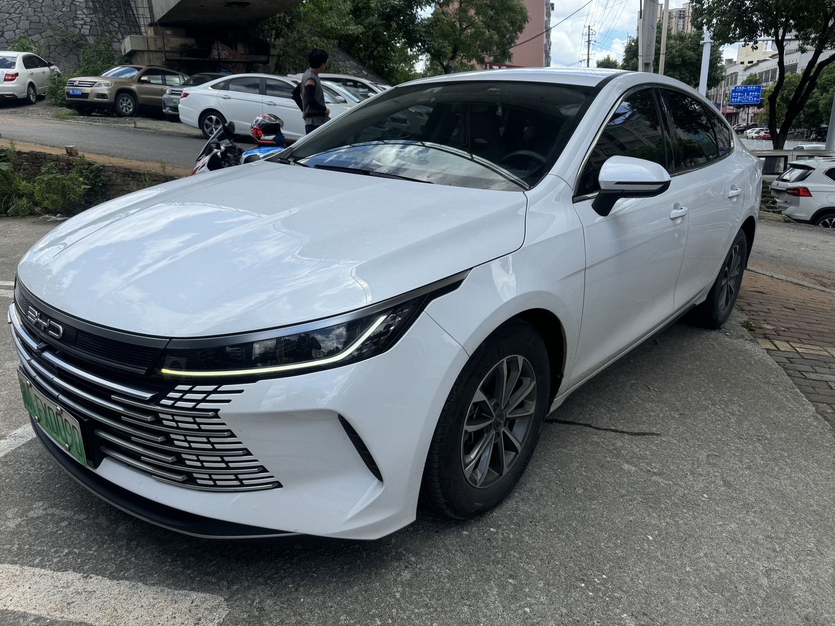 BYD 2023 Destroyer 05 DM-i 1.5 CVT 55KM Champion Edition Luxury Model Automatic Transmission exterior