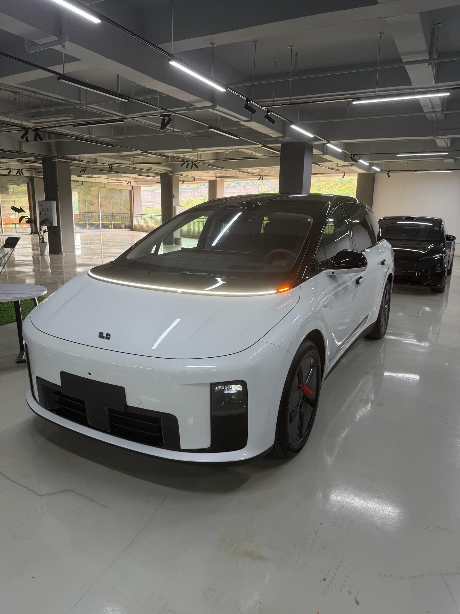 Li Auto 2025 i8 Standard Edition, Automatic Transmission exterior