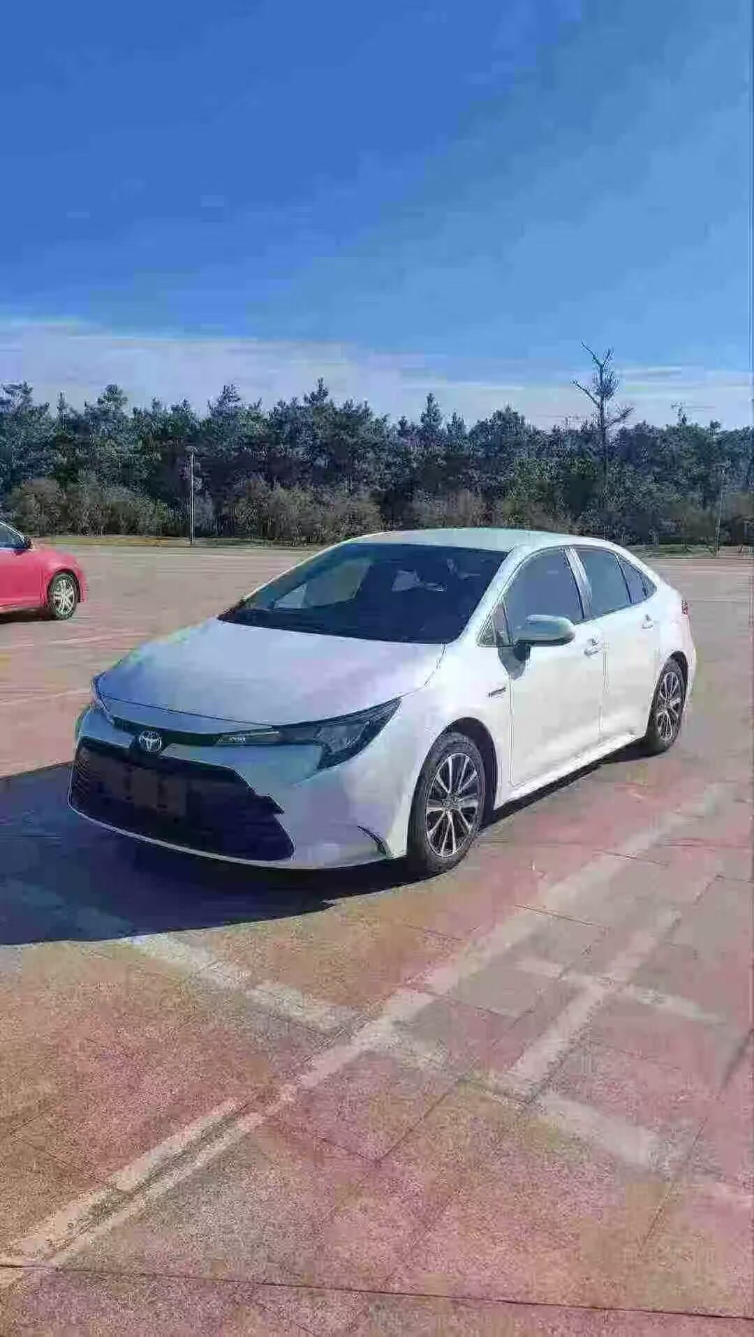 Toyota 2023 Corolla Hybrid 1.8 CVT Smart Hybrid Leading Edition, Automatic Transmission exterior