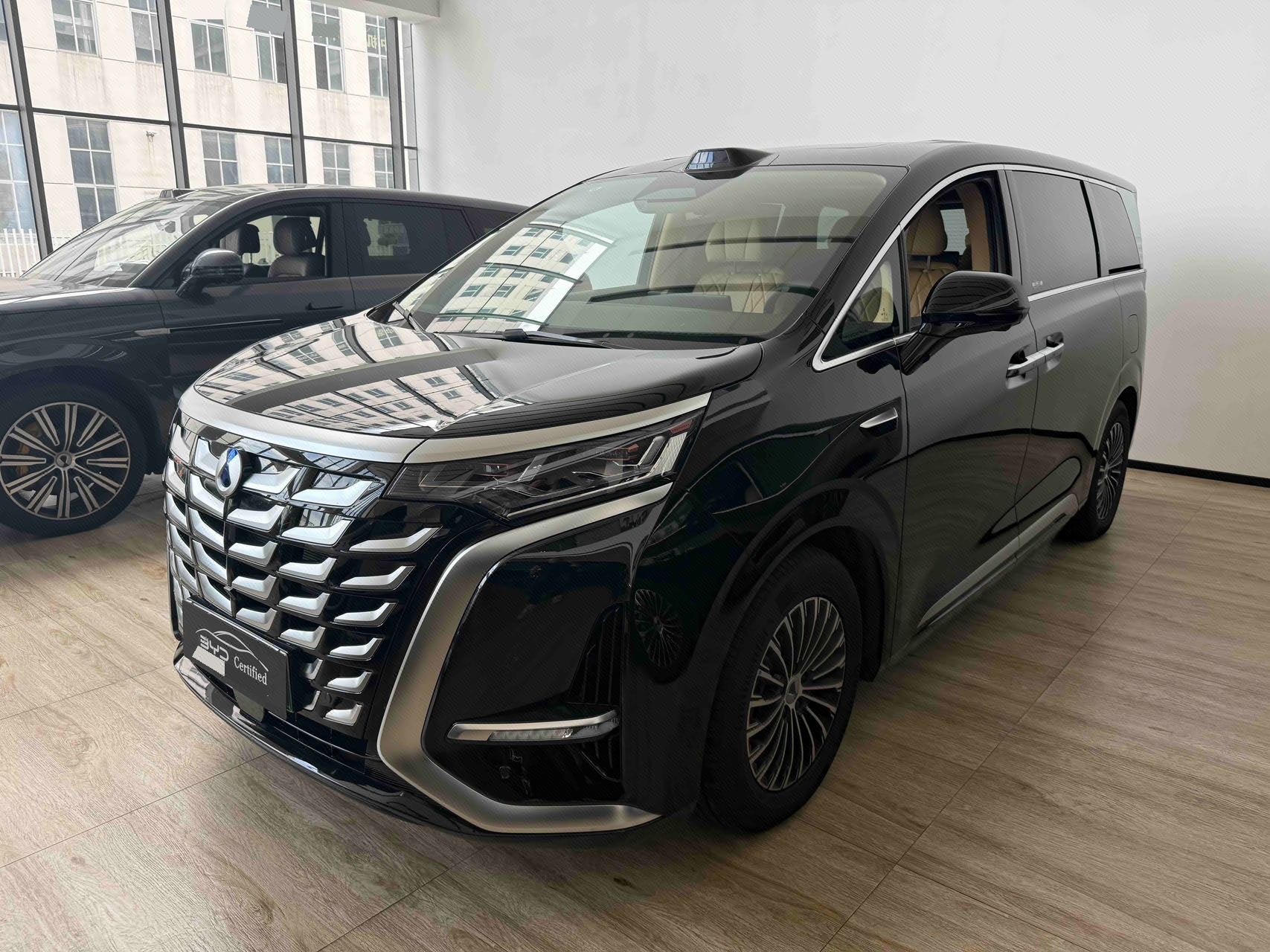 Denza 2025 Model Year D9 DM-i 1.5T CVT AWD Premium Navigation Edition Automatic Transmission exterior