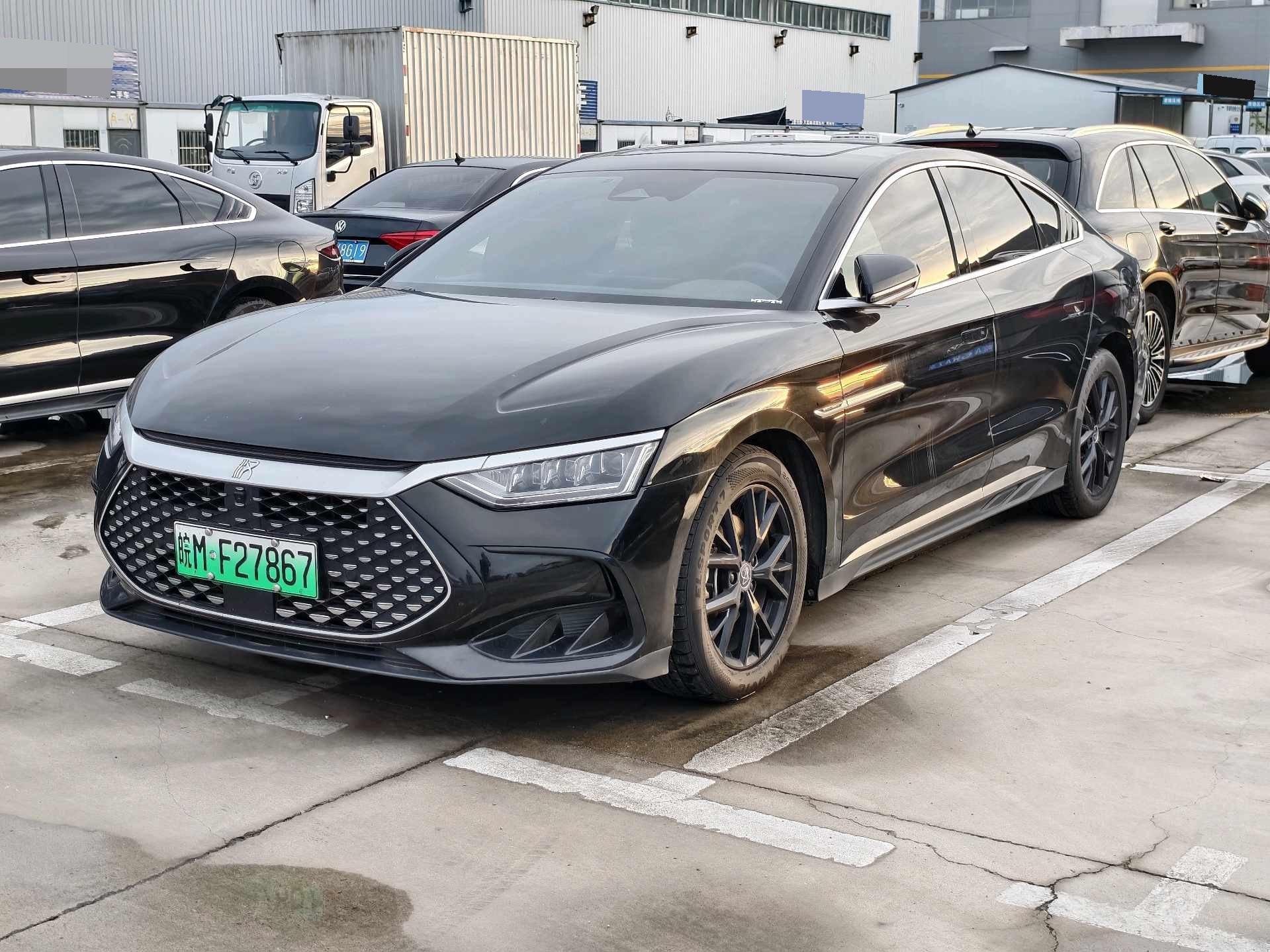 BYD 2024 Han DM-i 1.5T CVT Glory Edition 121KM Premium Automatic exterior