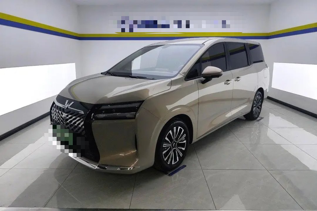 Xing Guang 730 New Energy 2025 Model Year Plug-in Hybrid 125 km Luxury Edition exterior