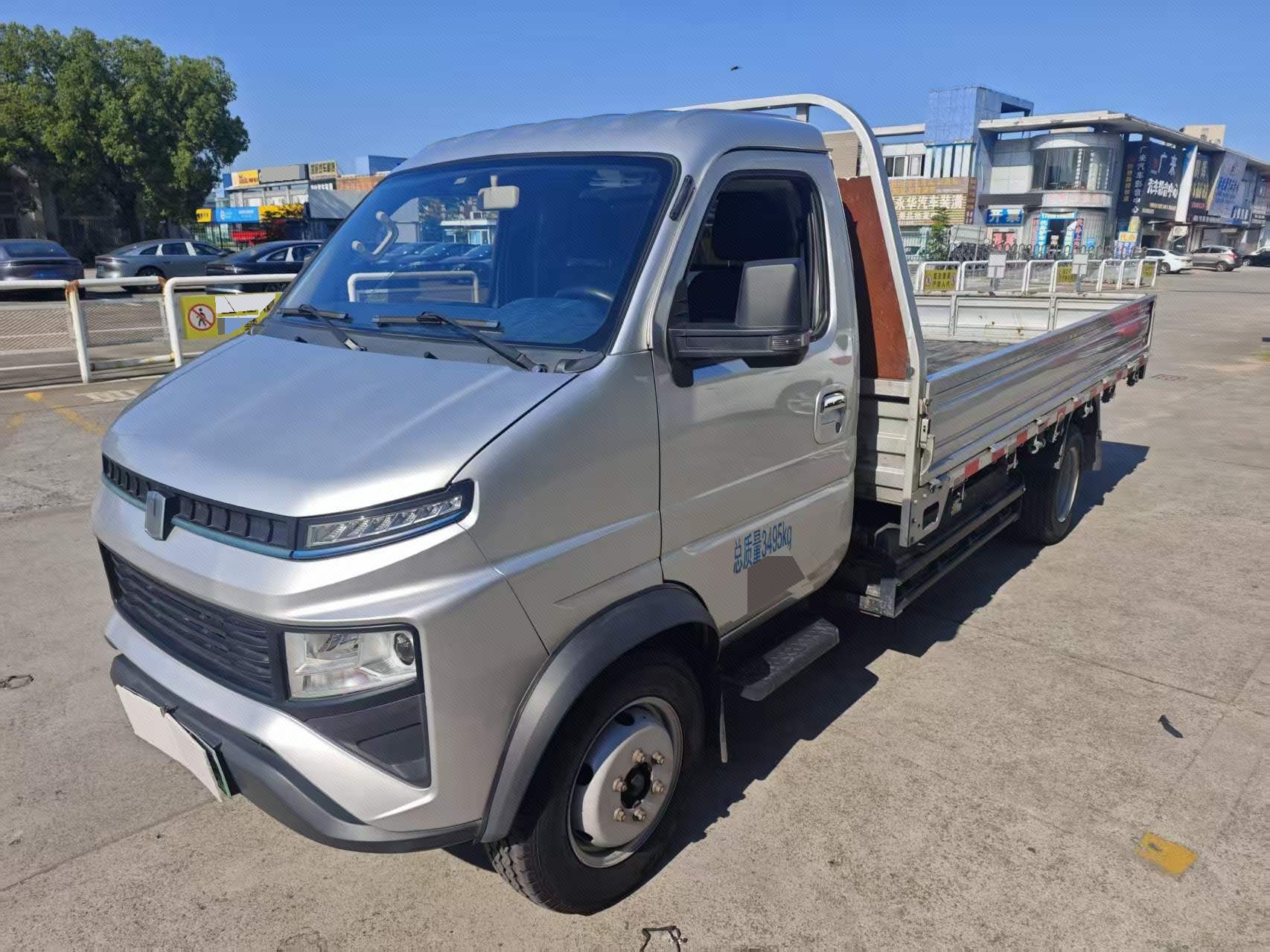 Remote Fengrui 2023 F3E Flatbed Truck, Ningde 55.7 kWh exterior