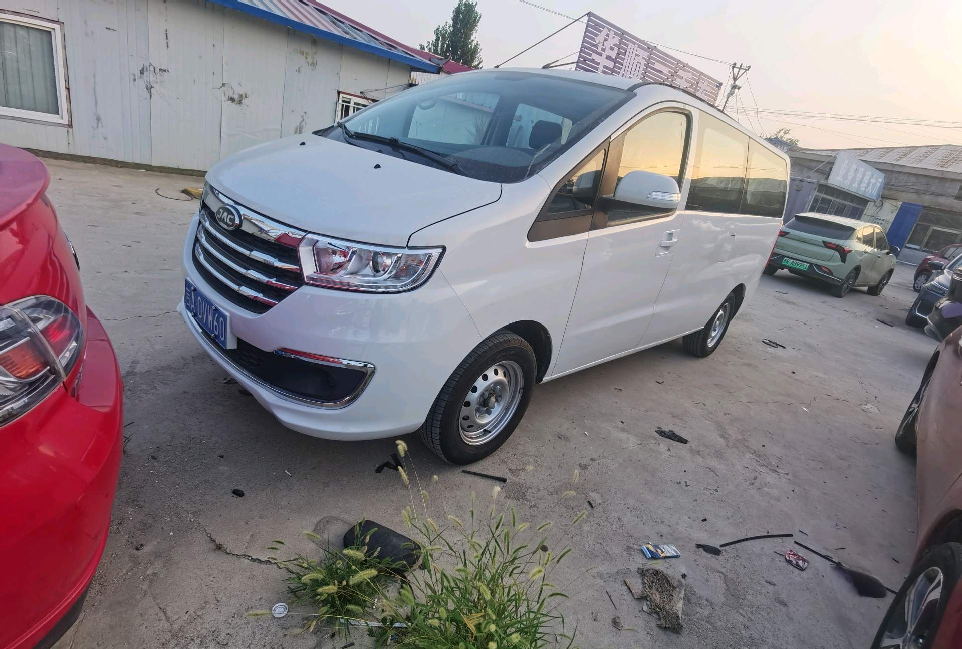 JAC 2025 Refine M3 PLUS 1.8 Comfort Edition 8-Seater Manual Transmission exterior