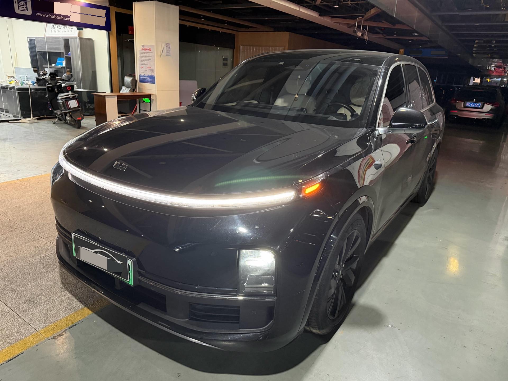 Li Auto L8 2023 Pro exterior