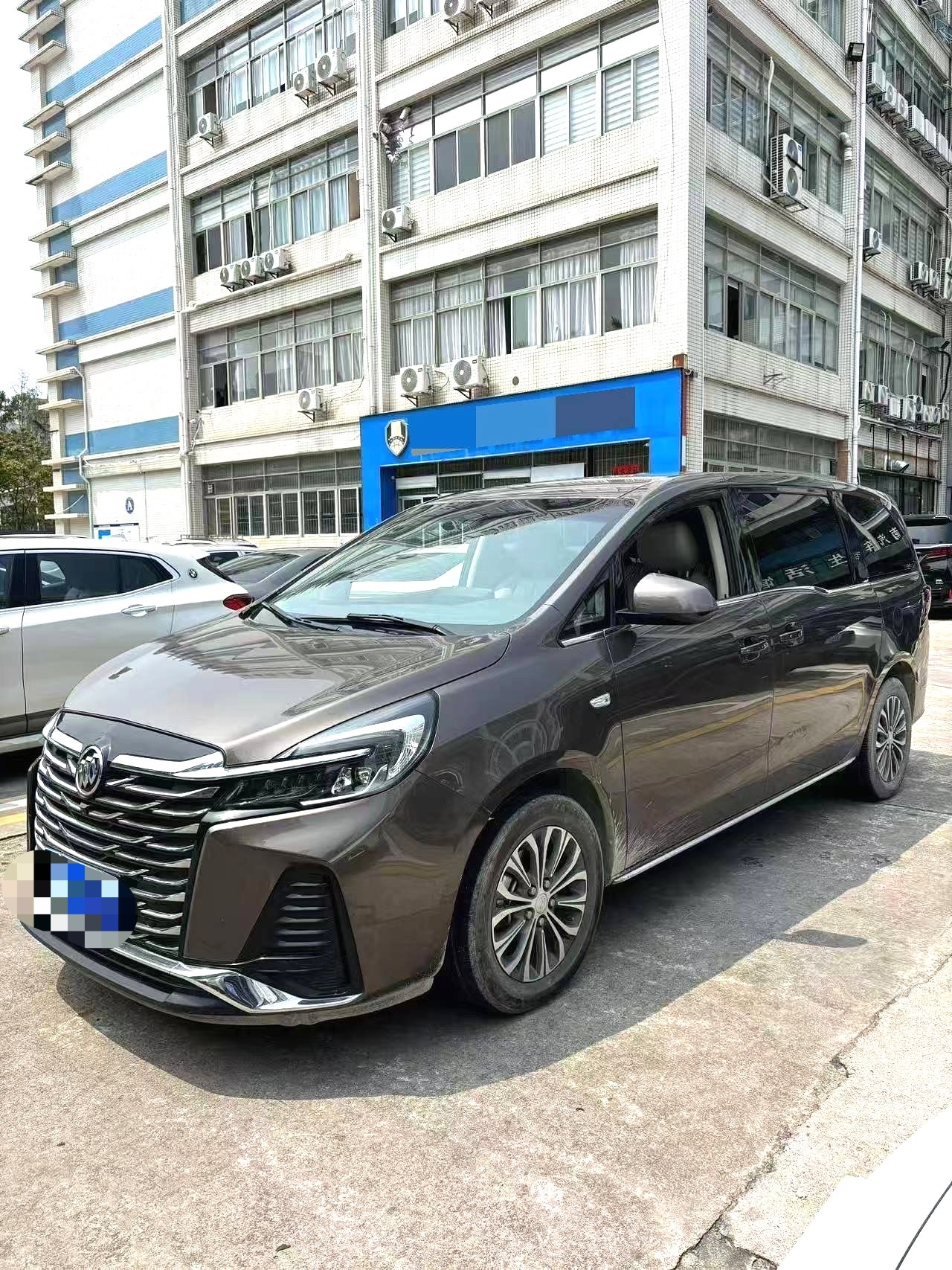 2023 Buick GL8 Land Executive 652T Smart Enjoy Edition exterior