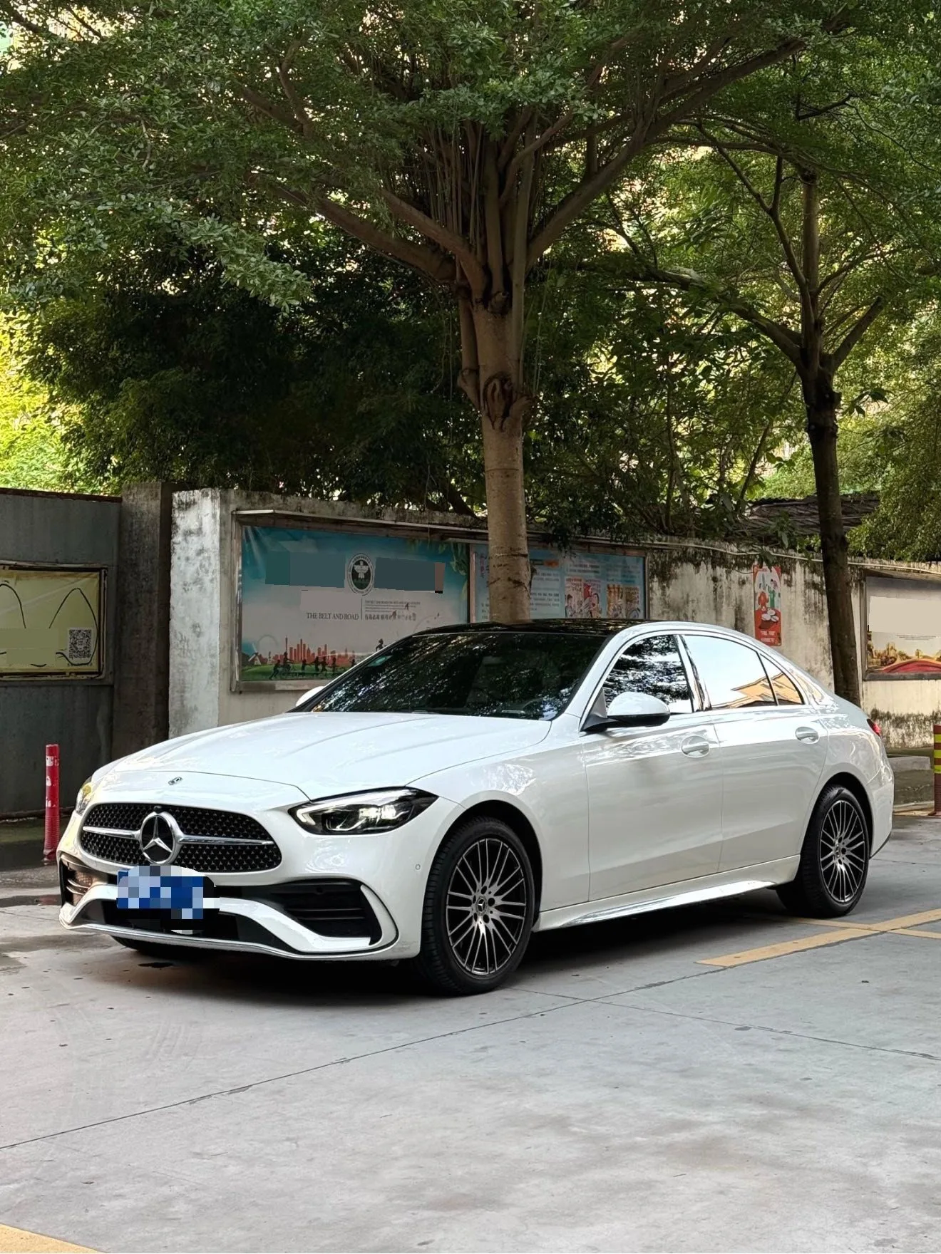 Mercedes-Benz C-Class 2024 C 260 L 48V 1.5T Sport (Facelift 3) Automatic Transmission exterior