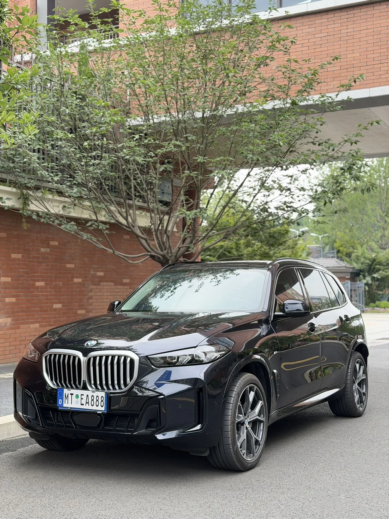 BMW 2026 X5 xDrive30Li 48V 2.0T Premium M Sport Night Line (Facelift) Automatic Transmission exterior