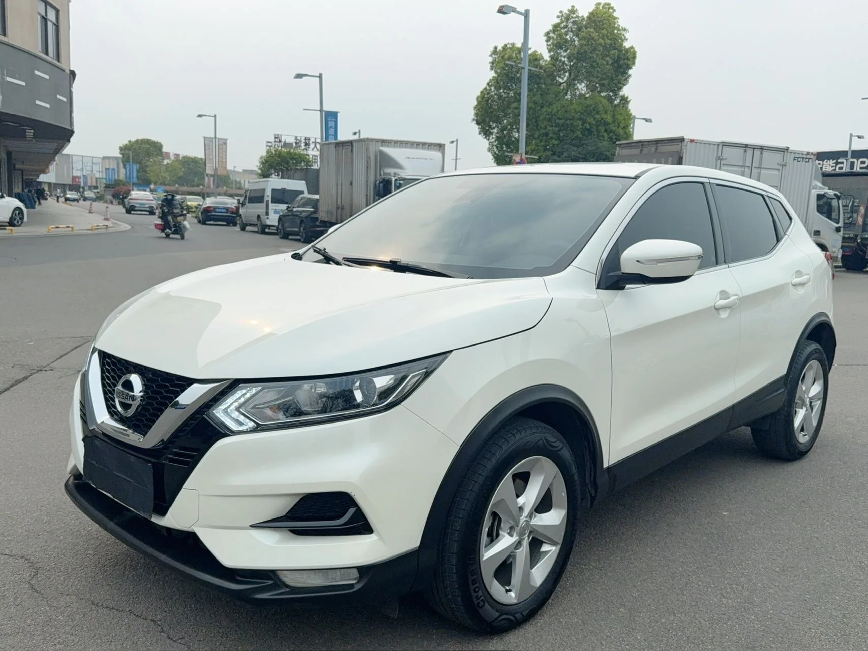 Nissan Qashqai 2023 Classic 2.0L CVT XV Comfort Edition exterior