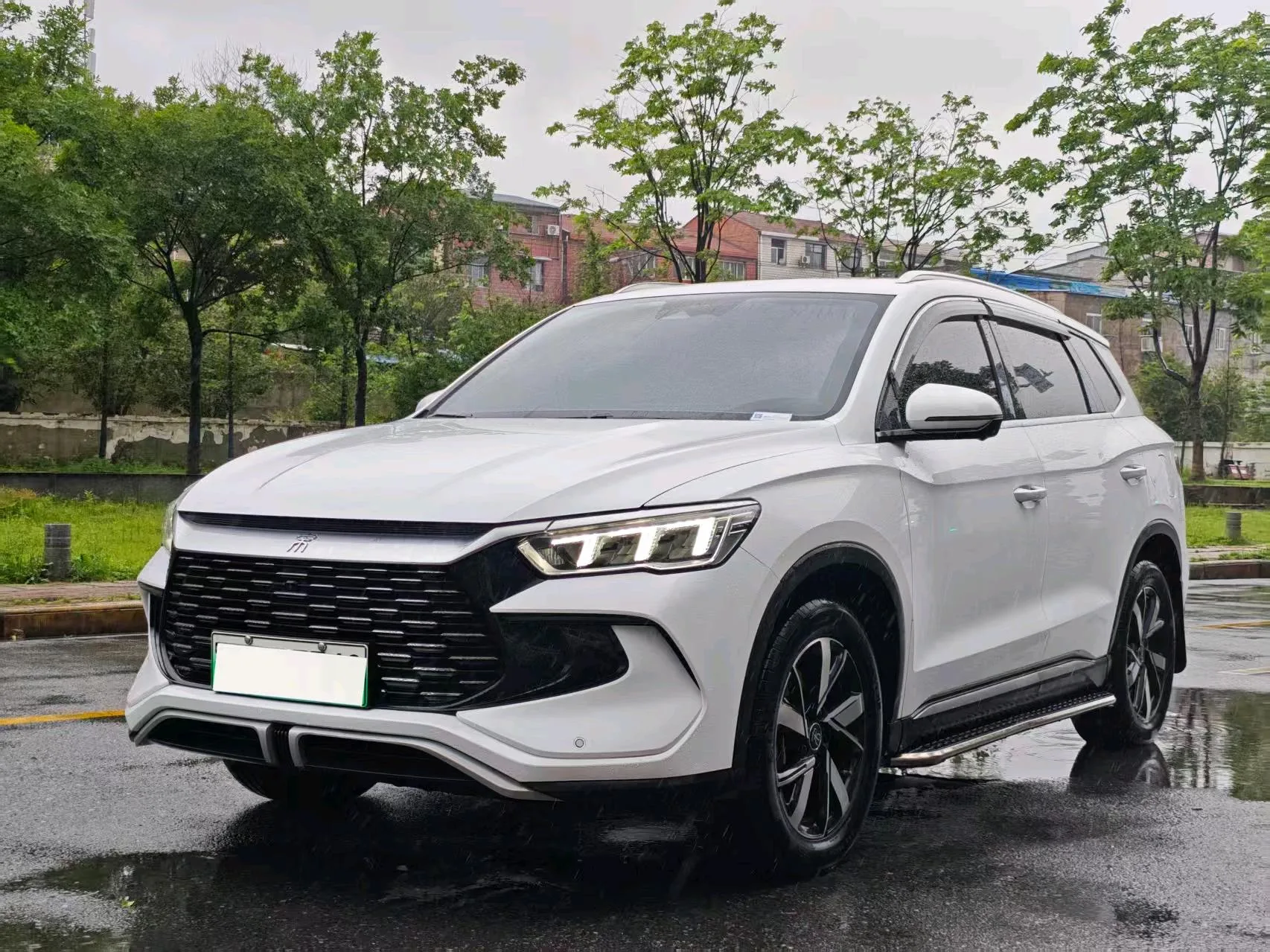 BYD Song Pro New Energy 2024 Model, Song Pro DM-i 1.5 CVT Glory Edition, Superior Type, 110km/h Automatic Transmission exterior