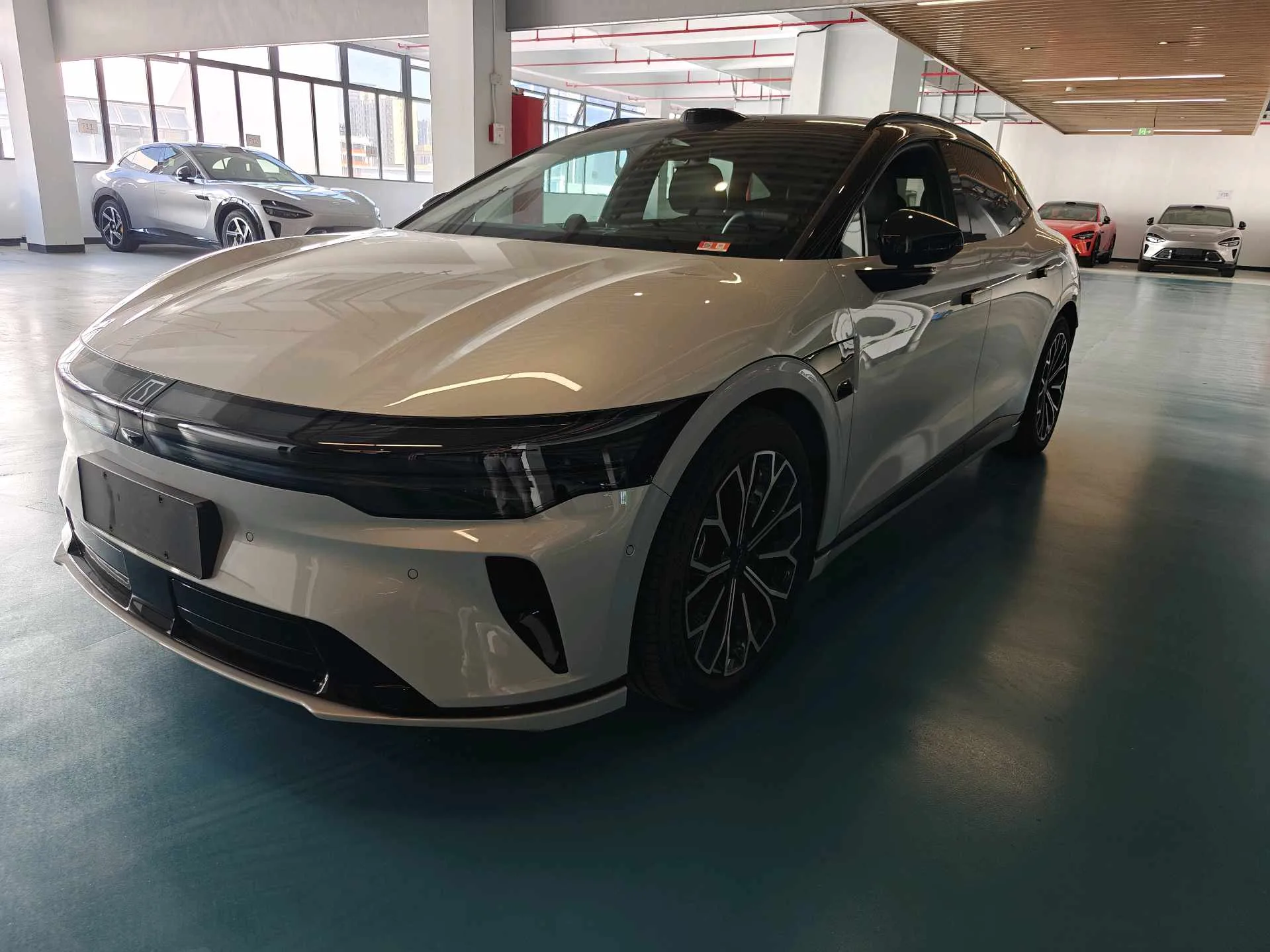 JiKrypton 2025 Model JiKrypton 007GT 4WD Intelligent Driving Edition 75kWh Automatic exterior