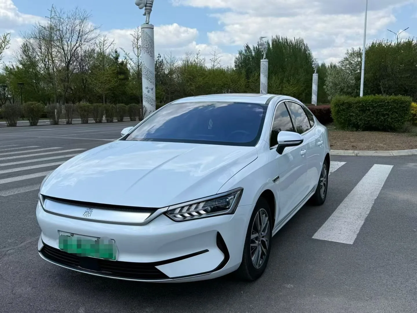 BYD 2023 Qin PLUS EV 420KM Champion Edition Leading Model Automatic exterior