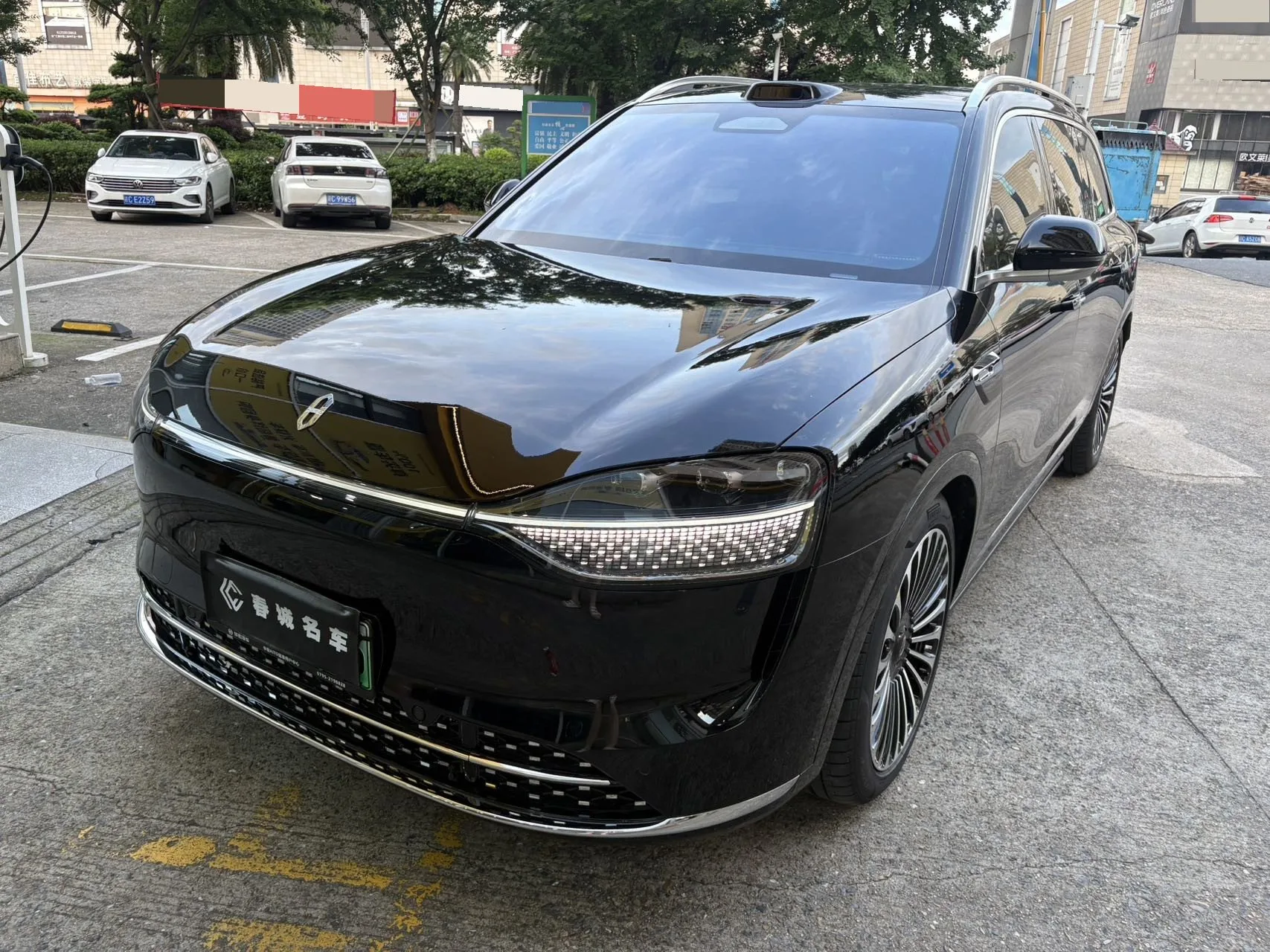 AITO 2025 M9 Extended Range Max Edition, 52kWh, 6-seater (896-line LiDAR), Automatic Transmission exterior