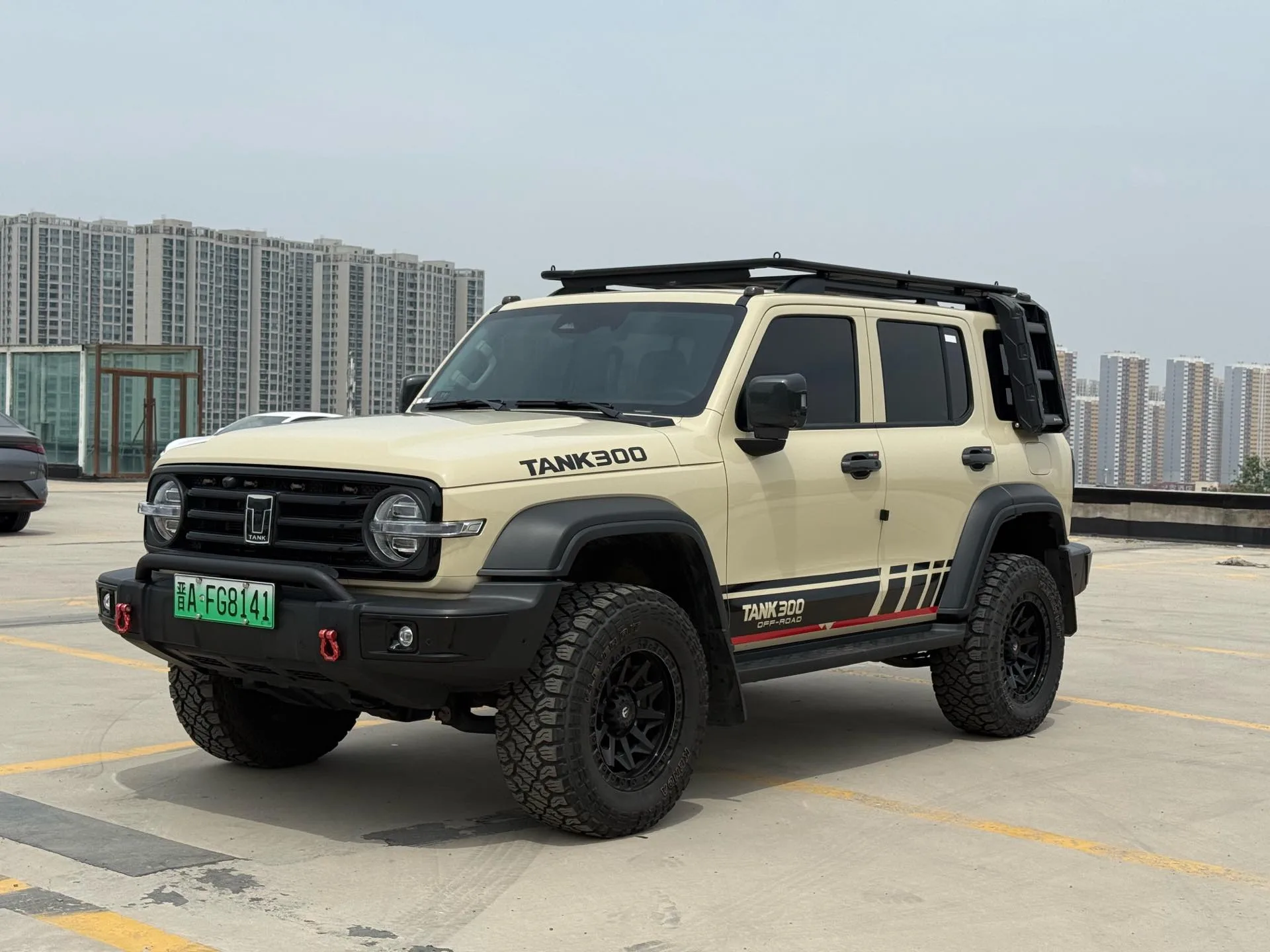 Tank 2025 Model Tank 300 Hi4-T 2.0T Hi4-T 36.7kWh Automatic Transmission exterior