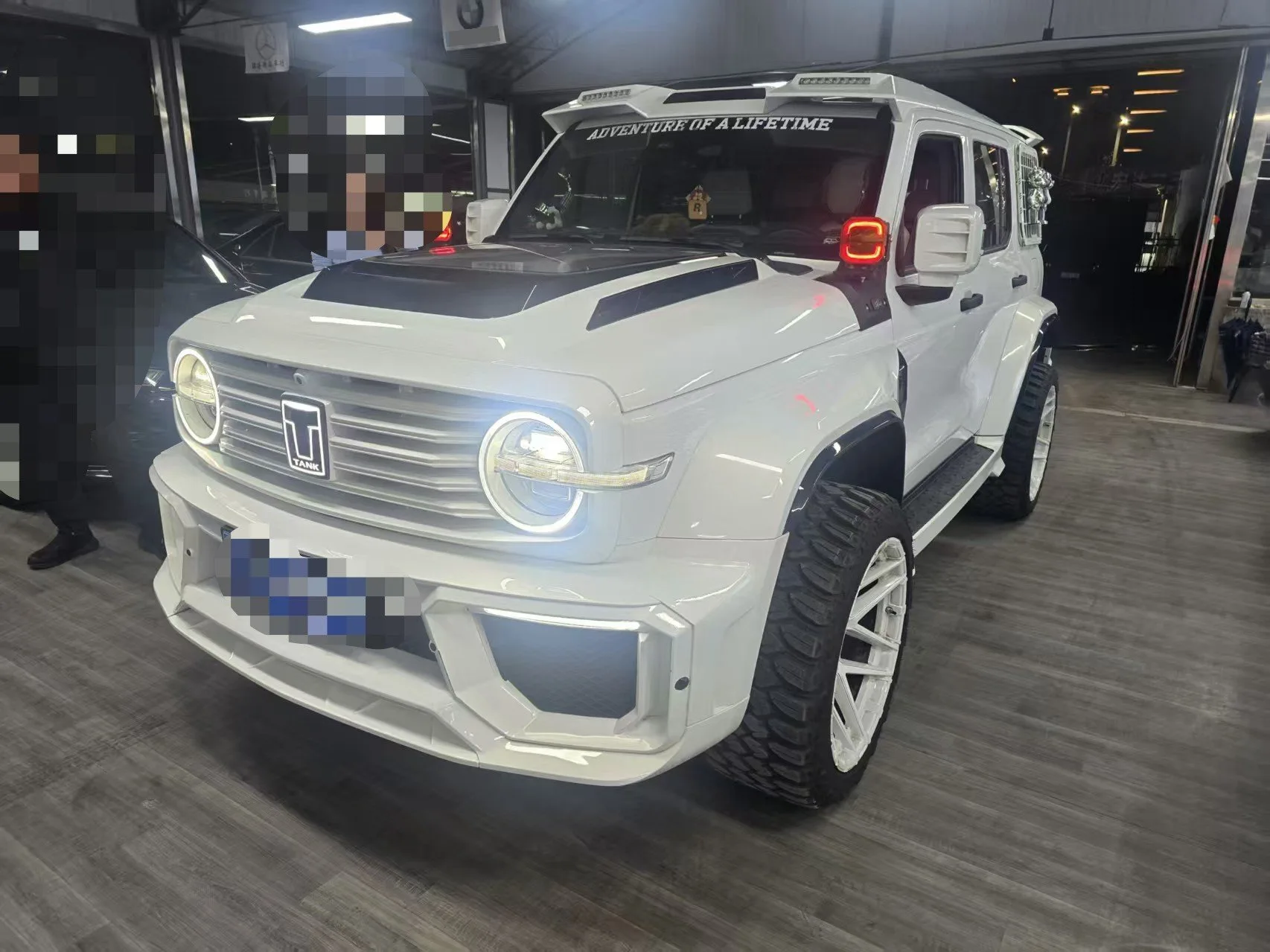 Tank 300 2024 Model Year 2.0T Conqueror exterior