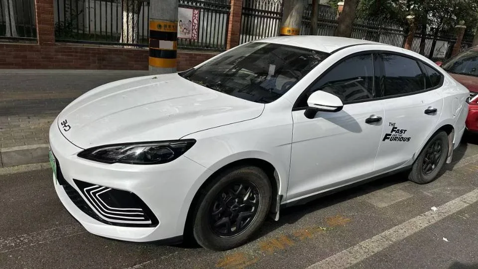 Seal 05 DM-i 2025 DM-i Intelligent Driving Edition 55KM Luxury Model exterior