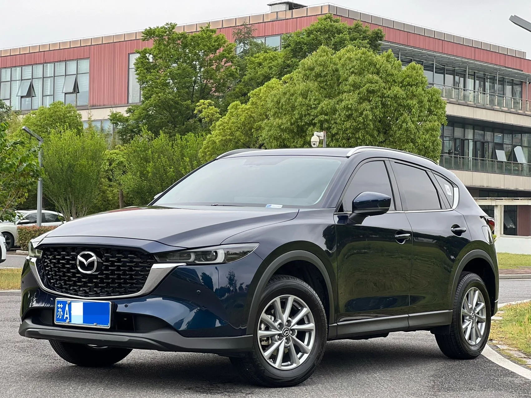 2025 Mazda CX-5 2.0 Front-Wheel Drive Smart Elegance Automatic exterior