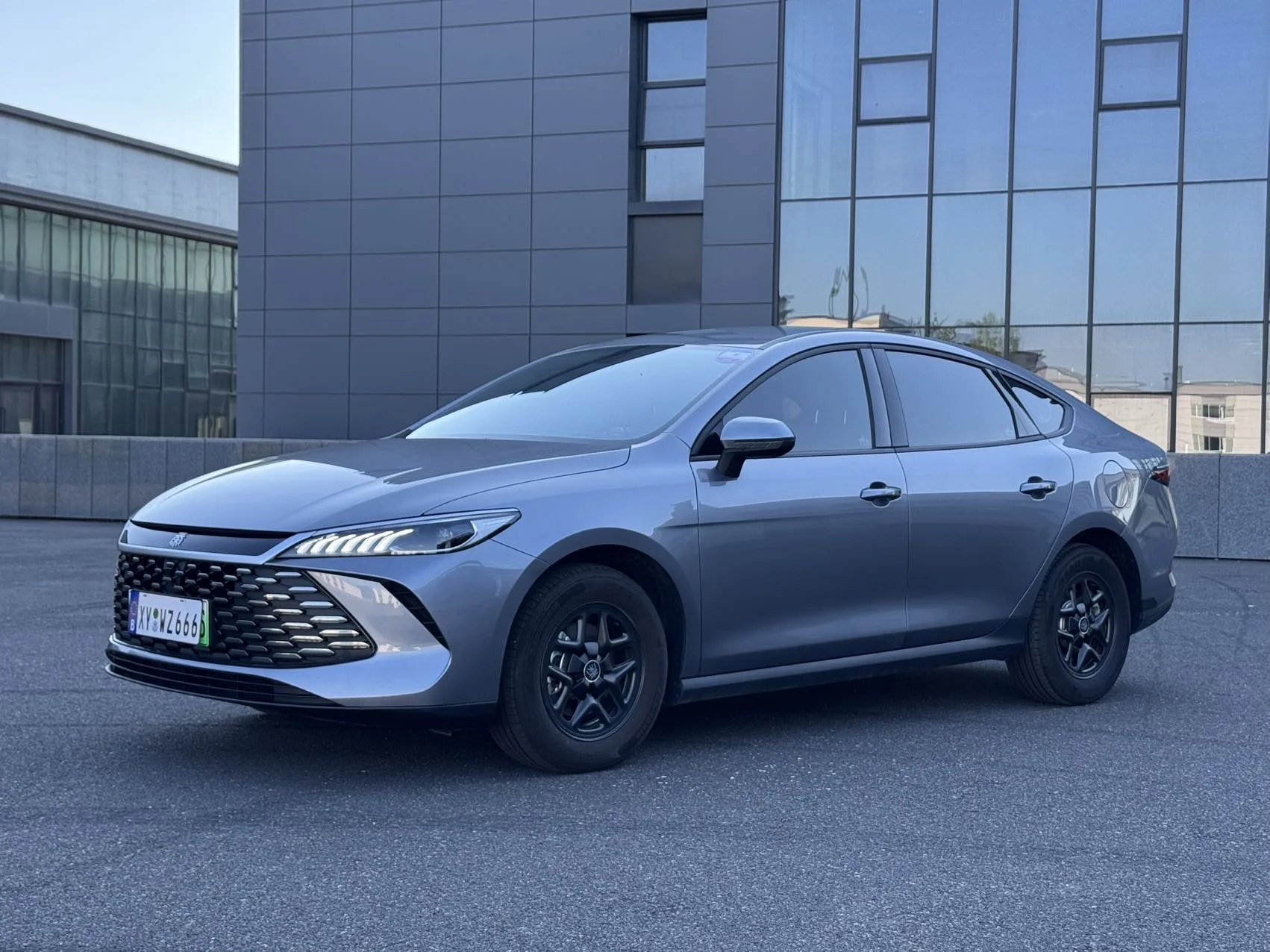 Seal 05 DM-i 2025 DM-i Intelligent Driving Edition 55KM Luxury Model exterior