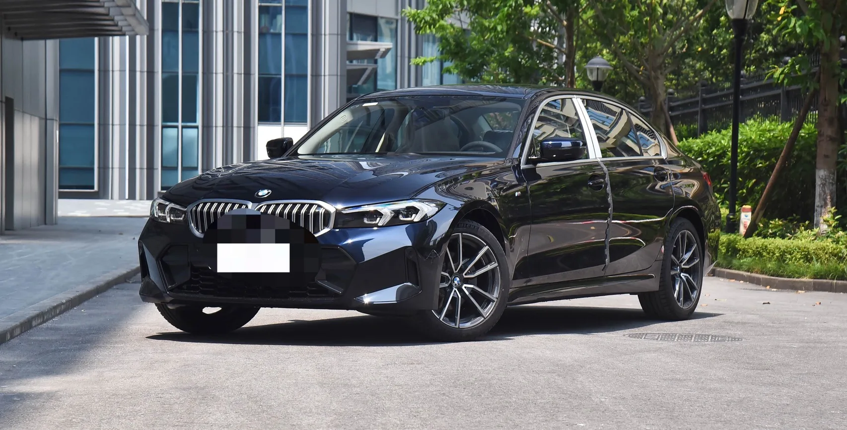 2024 BMW 3 Series 320Li 2.0T M Sport Package Automatic exterior