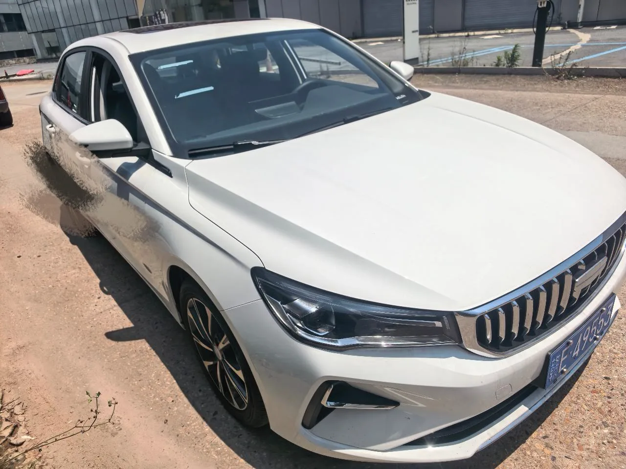 Geely Emgrand 2025 4th Generation 1.5L CVT Premium exterior