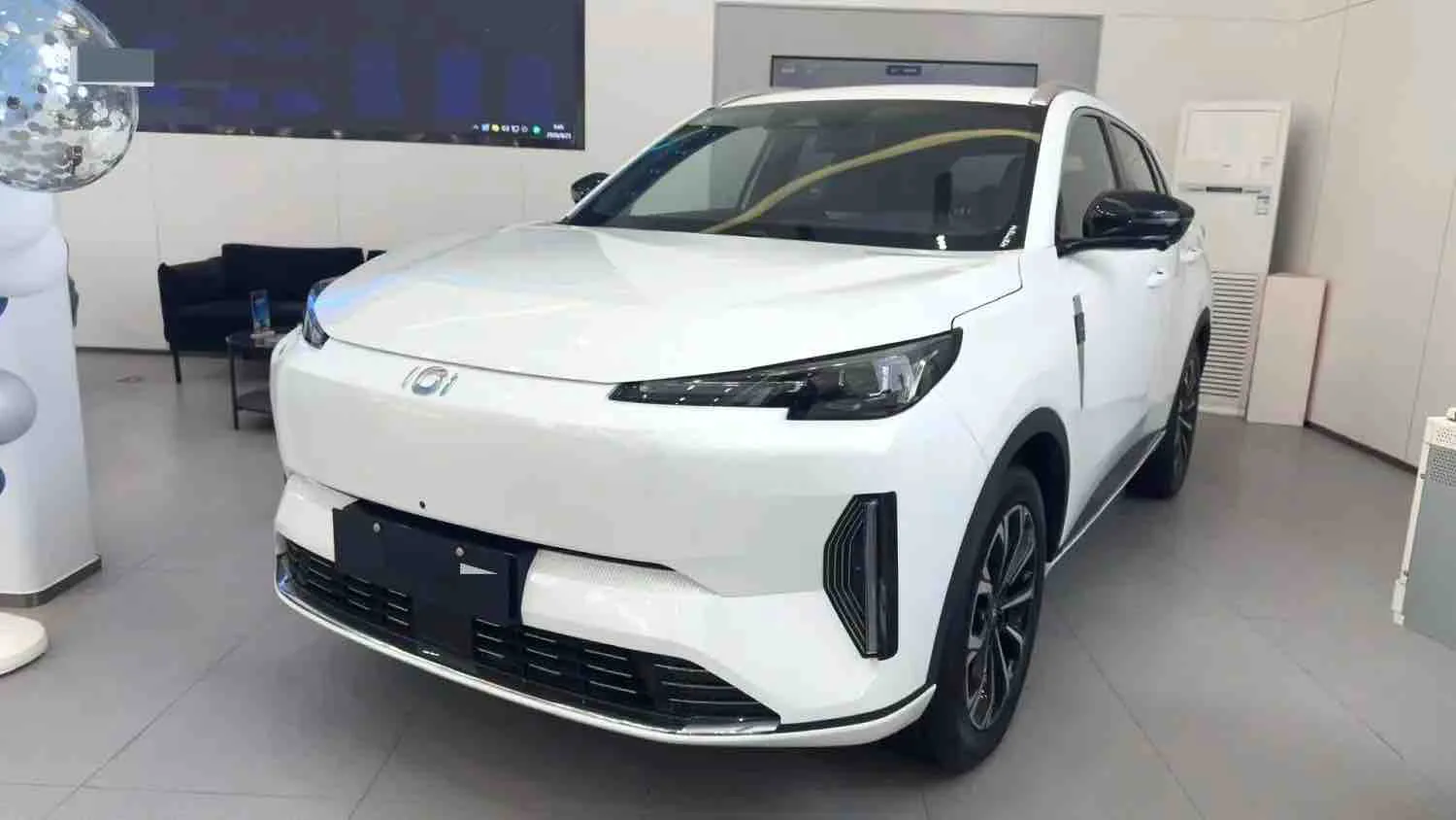 Qiyuan 2025 Q05 1.5 CVT "True Fragrance Edition" 125 Superior Model Automatic exterior