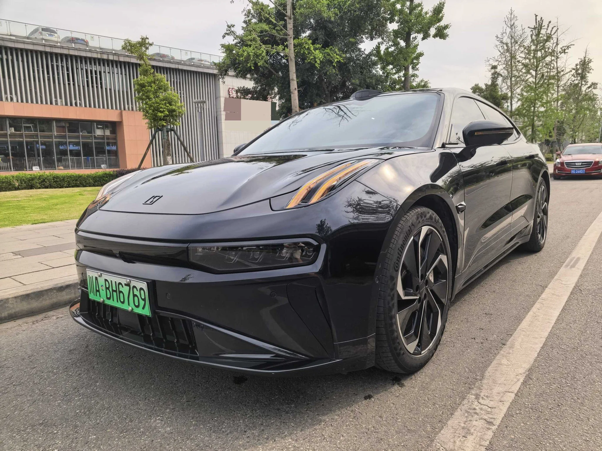Extreme Krypton 001 2024 ME Edition 100kWh Four-Wheel Drive exterior