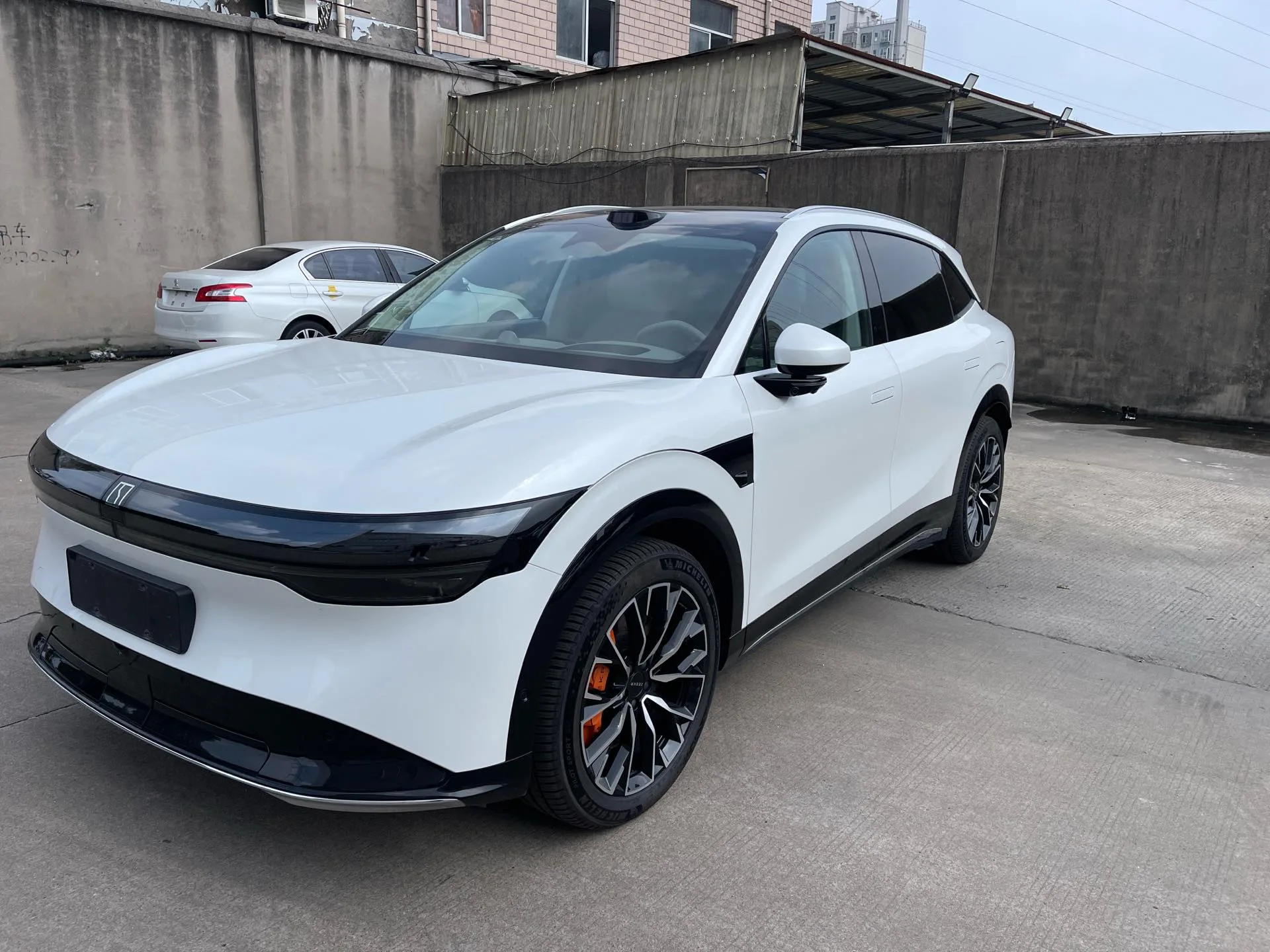 Zeekr 2025 Model Year Zeekr 7X 75kWh Rear-Wheel Drive Intelligent Driving Edition, Automatic Transmission exterior
