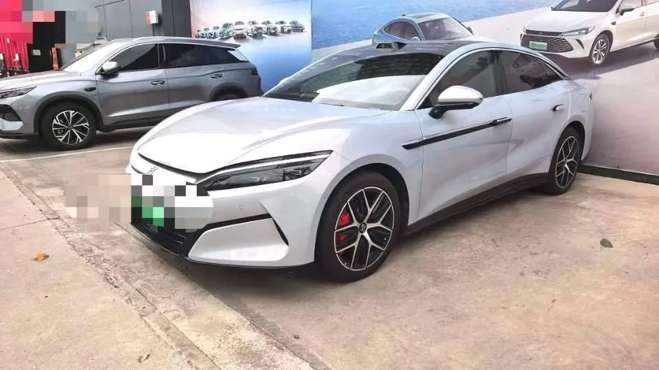 Han L 2025 EV All-Wheel Drive LiDAR Flagship Edition exterior