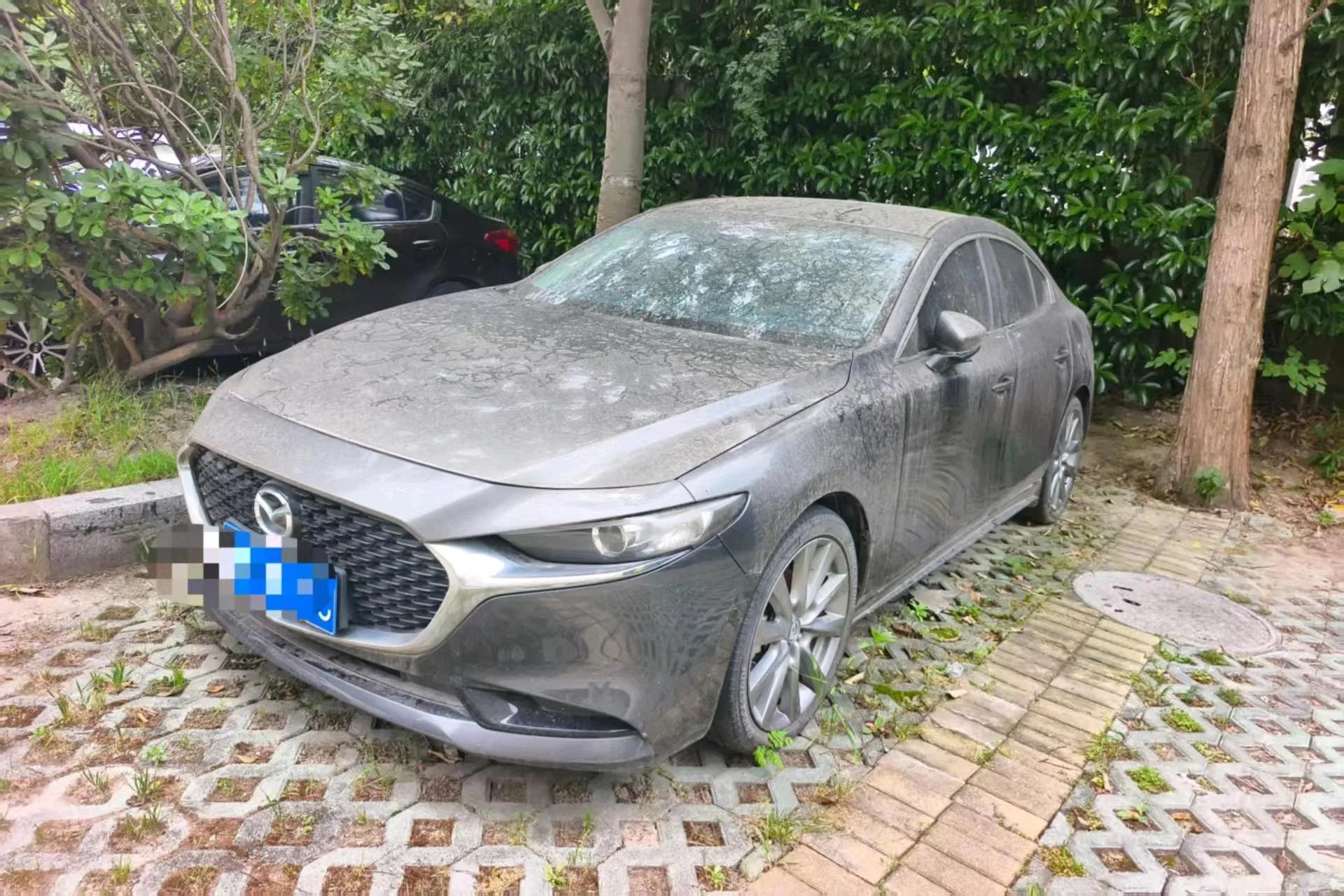 Mazda3 Axela 2023 2.0L Automatic Premium Edition exterior