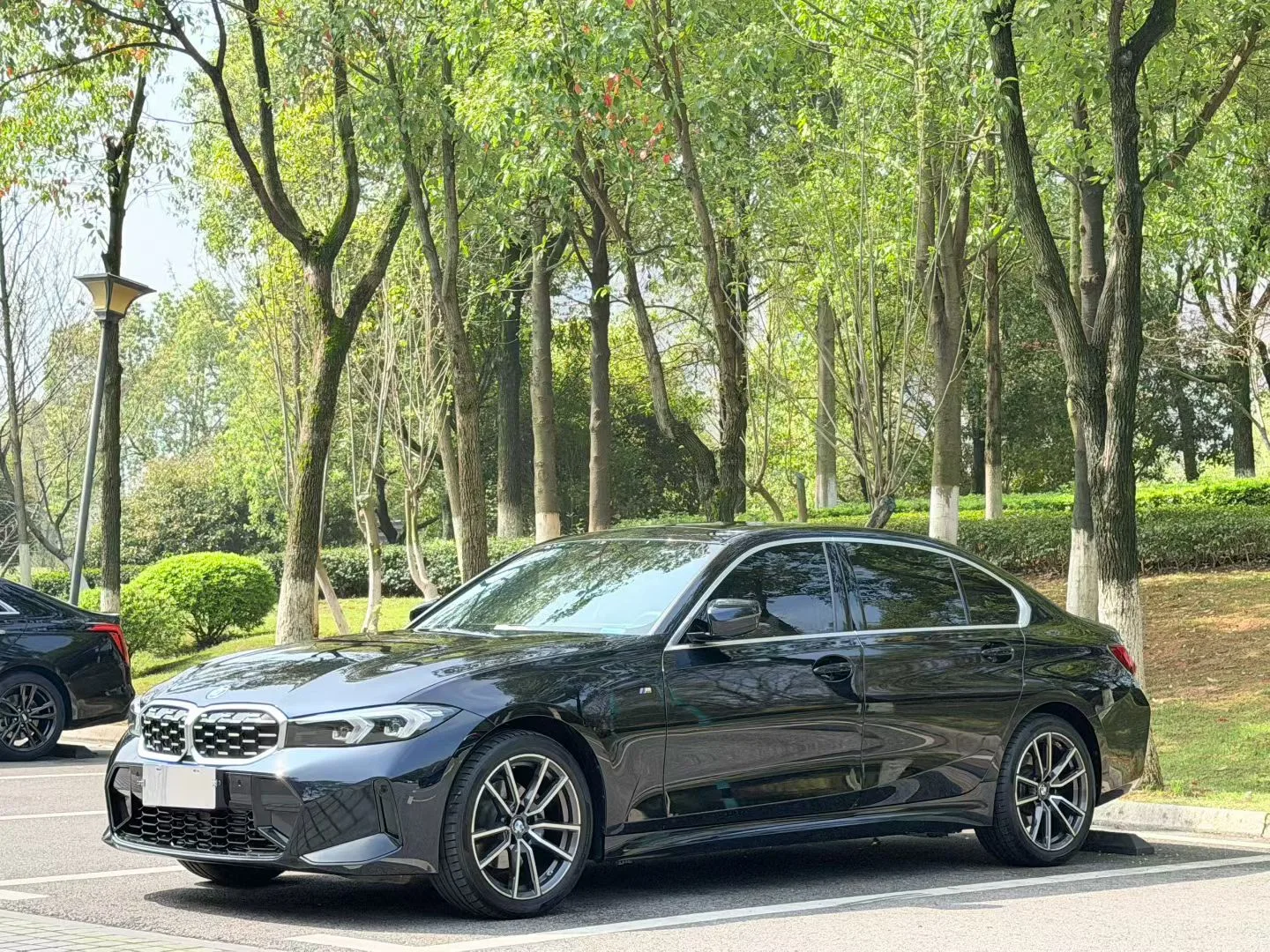 2024 BMW 3 Series 325Li 2.0T M Sport Package Automatic exterior