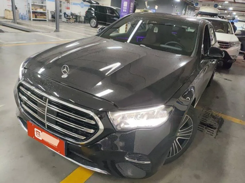 2026 Mercedes-Benz E-Class E 260 L 48V 2.0T Classic Edition Automatic exterior