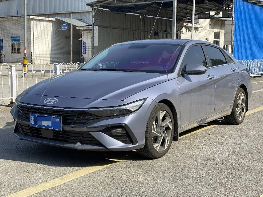 2023 Elantra 1.5L CVT GLX Elite exterior
