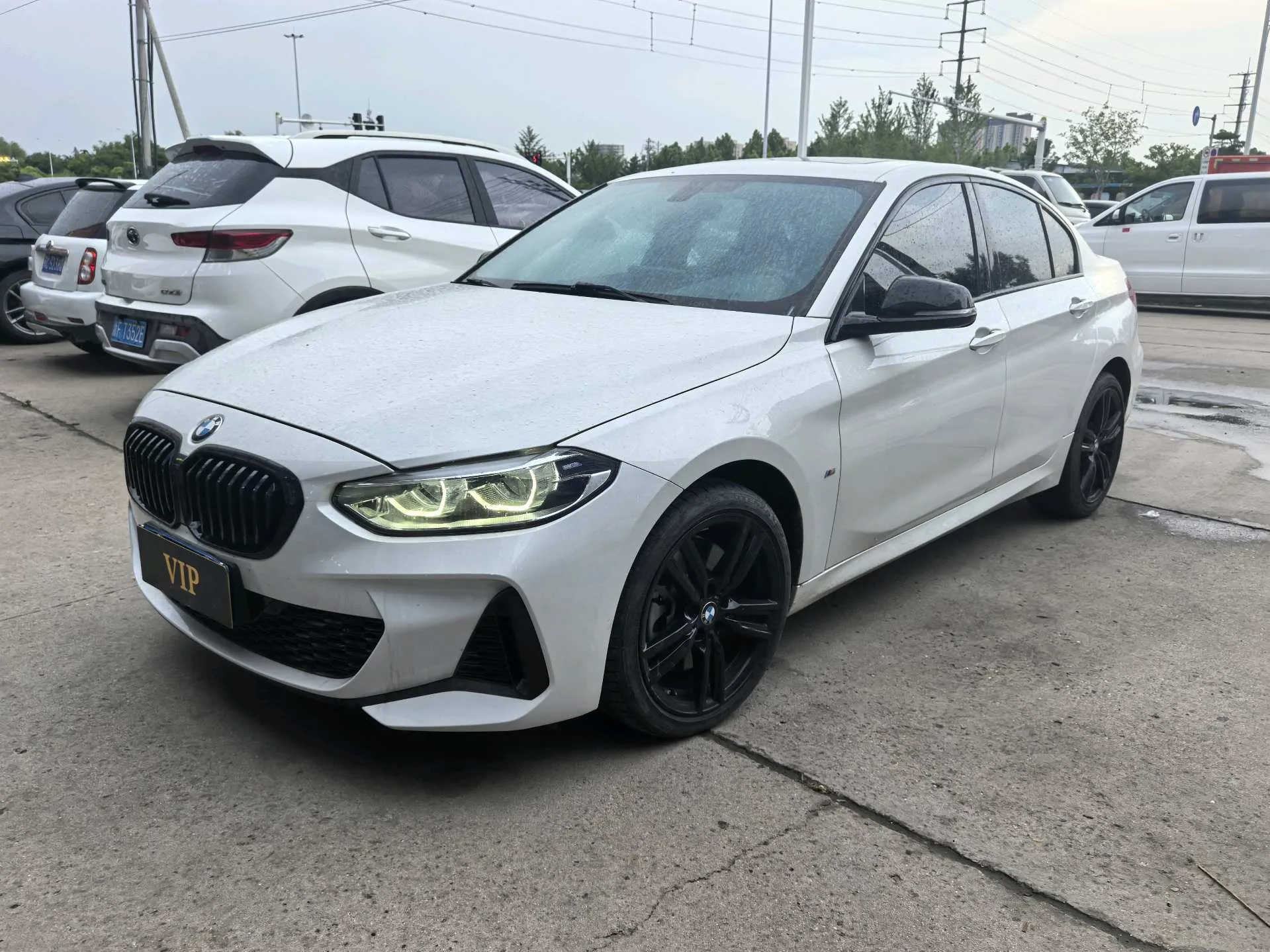 BMW 1 Series 2023 125i 2.0T M Sport Shadow Edition Automatic exterior