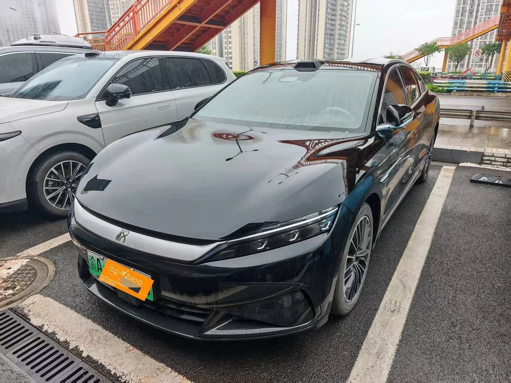 BYD 2025 Han DM-i 1.5T CVT Intelligent Driving Edition with 125km Range and LiDAR Flagship Model, Automatic Transmission exterior