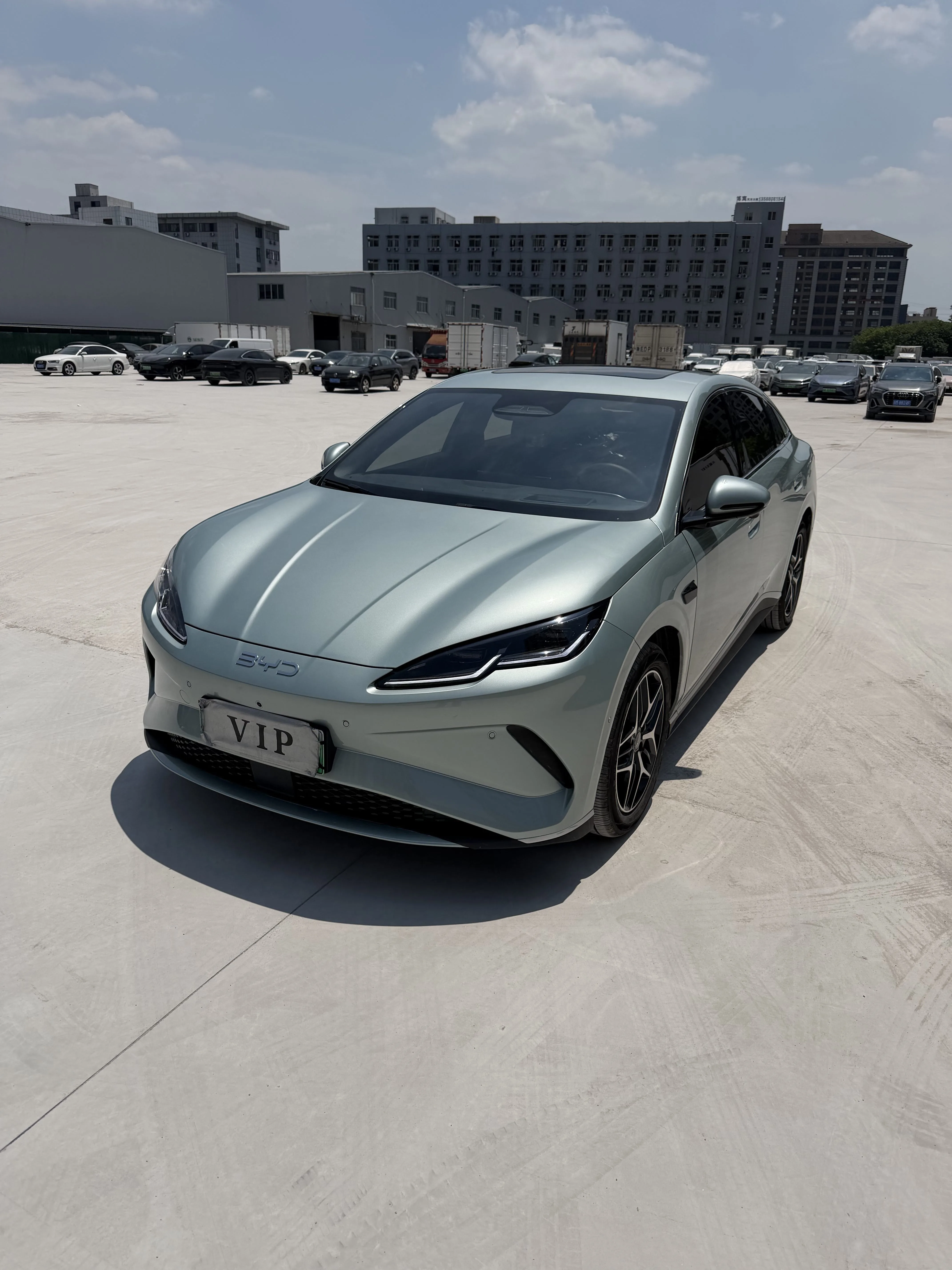 BYD 2025 Qin L EV 545KM Super Edition Automatic exterior