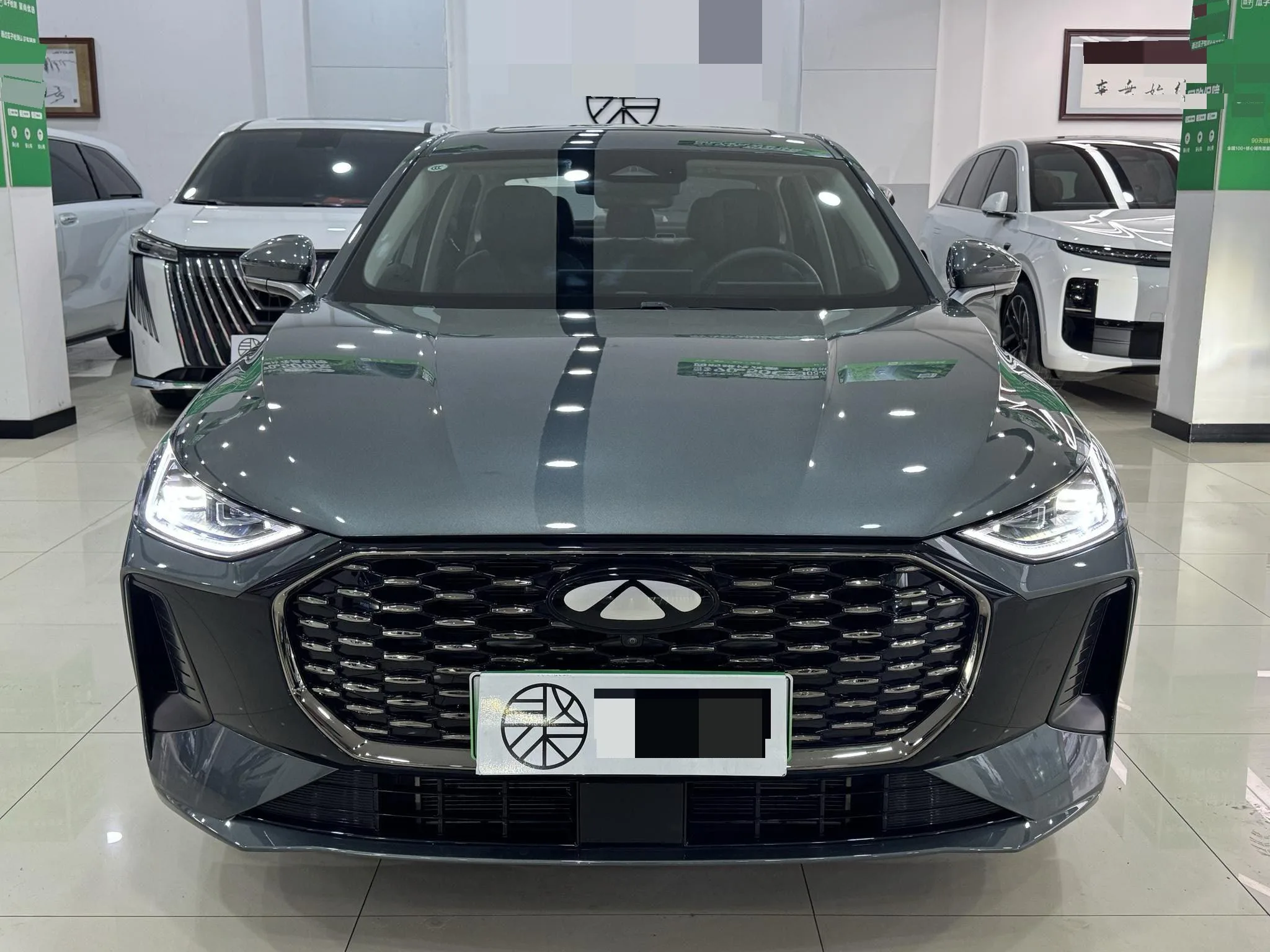 Fengyun A8L 2025 Model Year 1.5TGDI 145 km Luxury Edition exterior