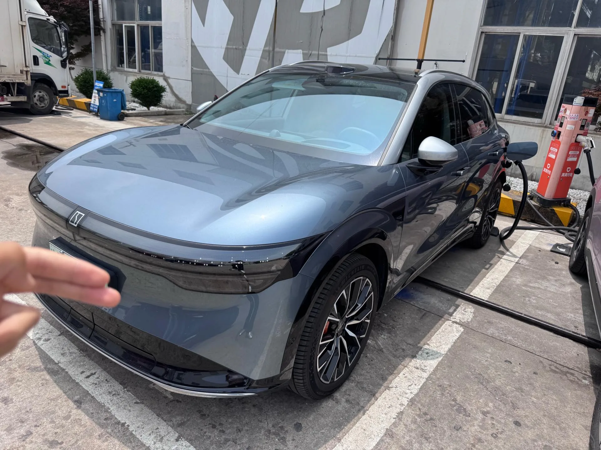 Zeekr 2025 Zeekr 7X 100kWh Long Range AWD Intelligent Driving Edition, Automatic Transmission exterior