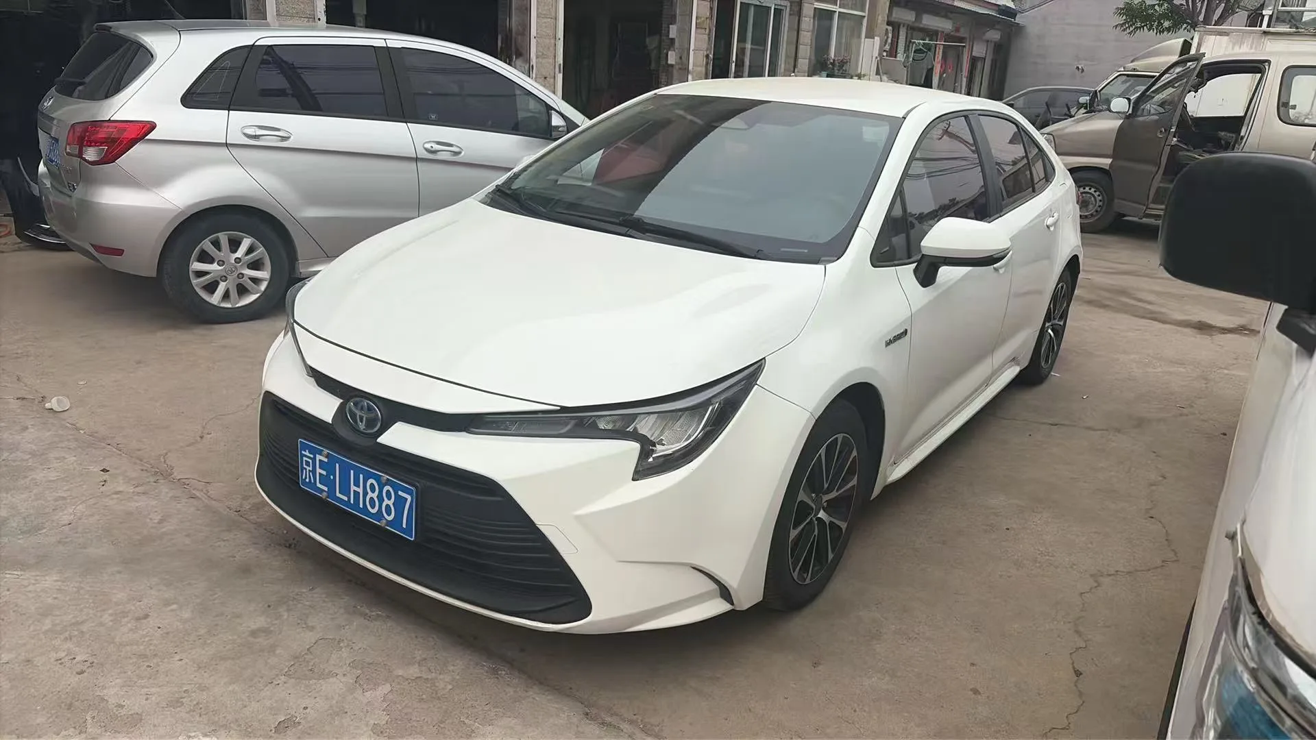 Toyota 2023 Corolla Hybrid 1.8 CVT Intelligent Electric Hybrid Leading Edition Automatic Transmission exterior
