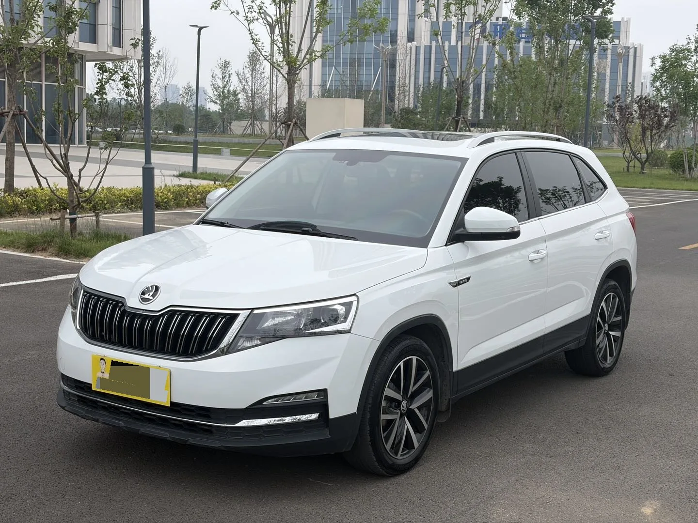 Kamiq 2023 1.5L Automatic Comfort Edition exterior