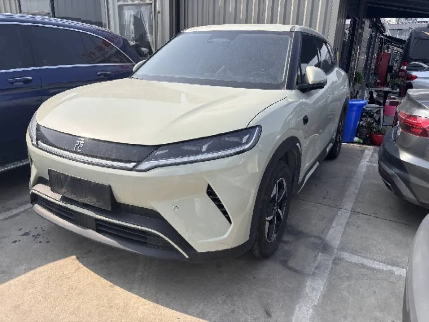 BYD 2025 Yuan UP Smart Driving Edition 401KM Leading Model Automatic exterior