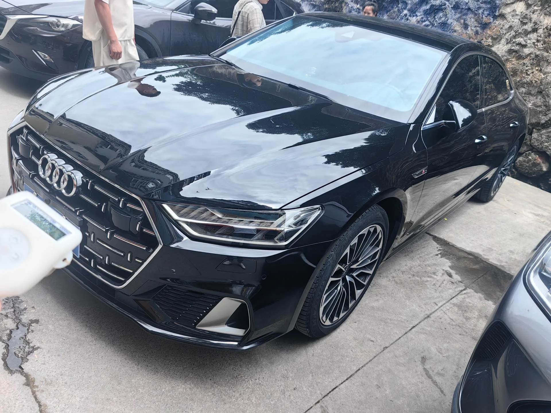 2024 Audi A7L 2.0 TFSI 45 TFSI Luxury Edition, Automatic Transmission exterior