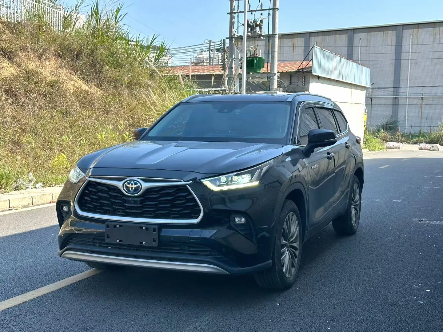 2023 Toyota Highlander Hybrid 2.5 CVT Smart Hybrid AWD Premium Edition 7-Seater Automatic exterior